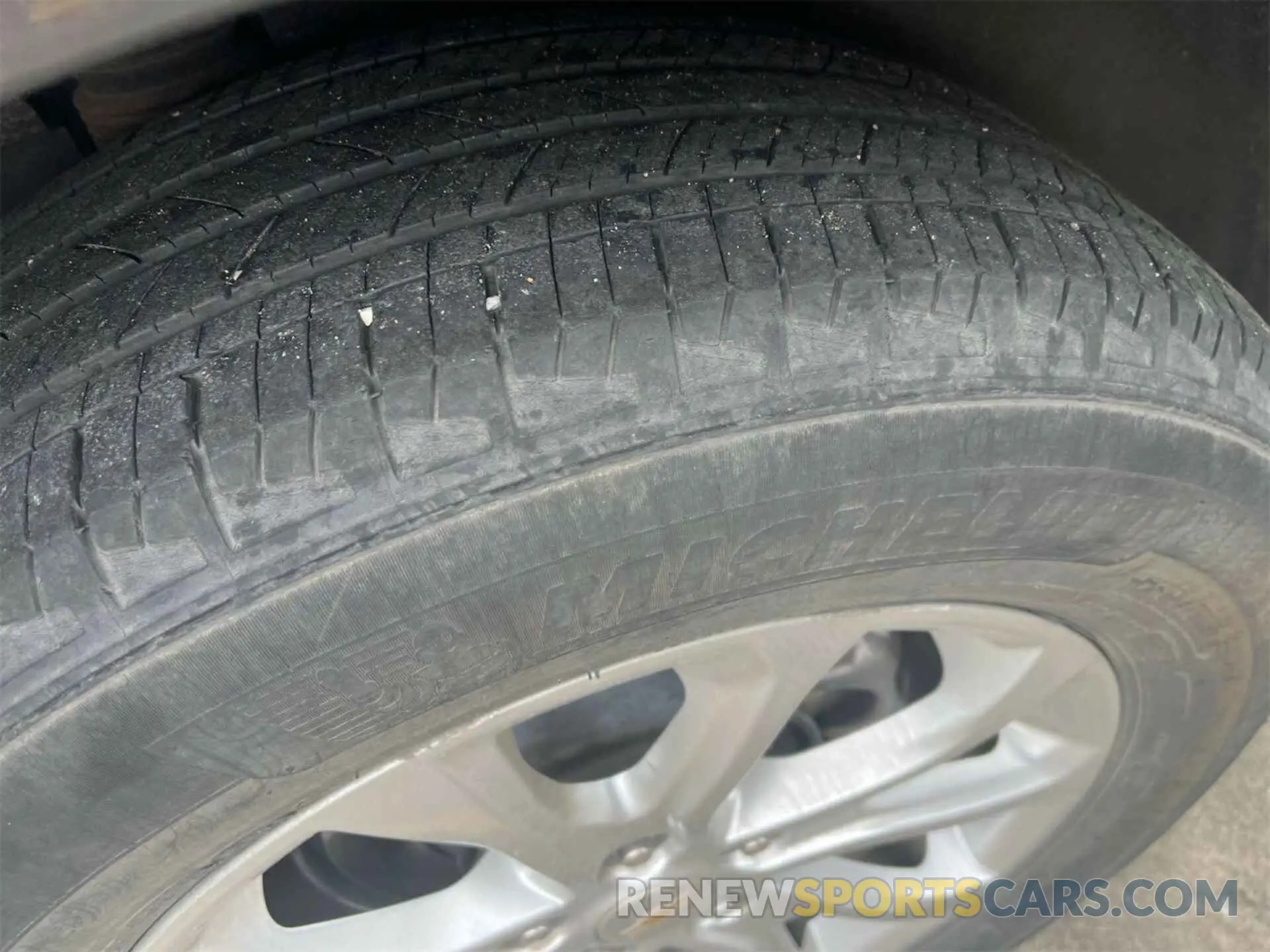 17 Photograph of a damaged car 3GNAXJEV5ML389339 CHEVROLET EQUINOX 2021