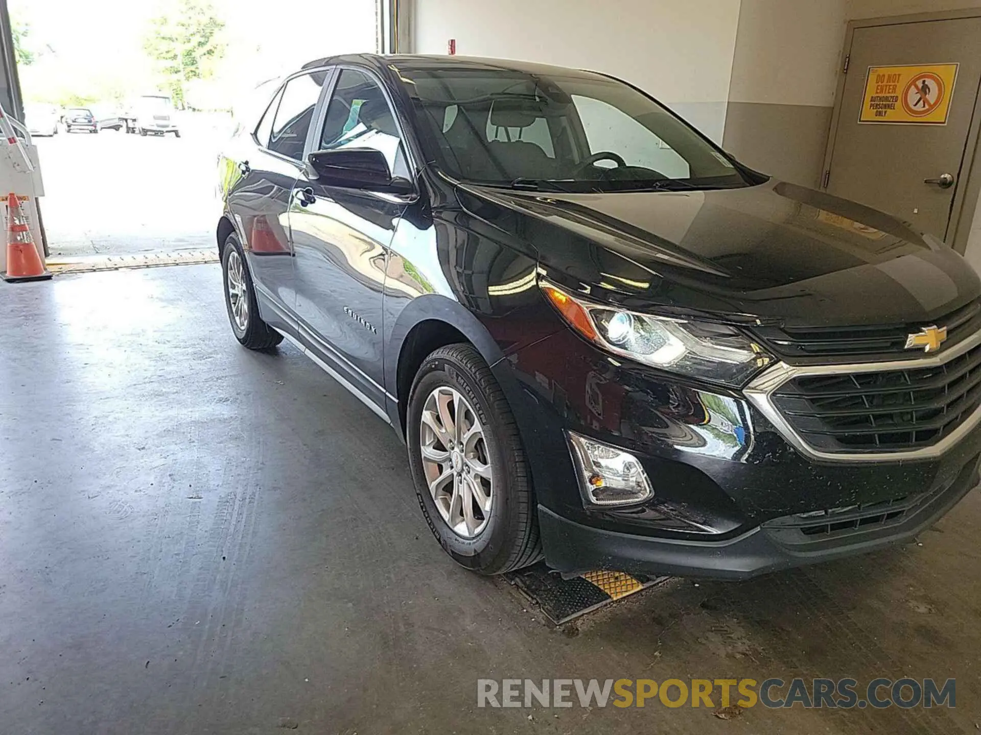 3 Photograph of a damaged car 3GNAXJEV5ML389339 CHEVROLET EQUINOX 2021