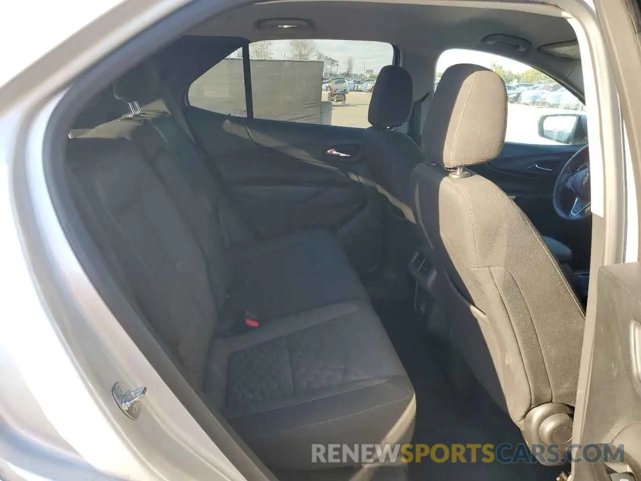 11 Photograph of a damaged car 3GNAXJEV5MS160925 CHEVROLET EQUINOX 2021