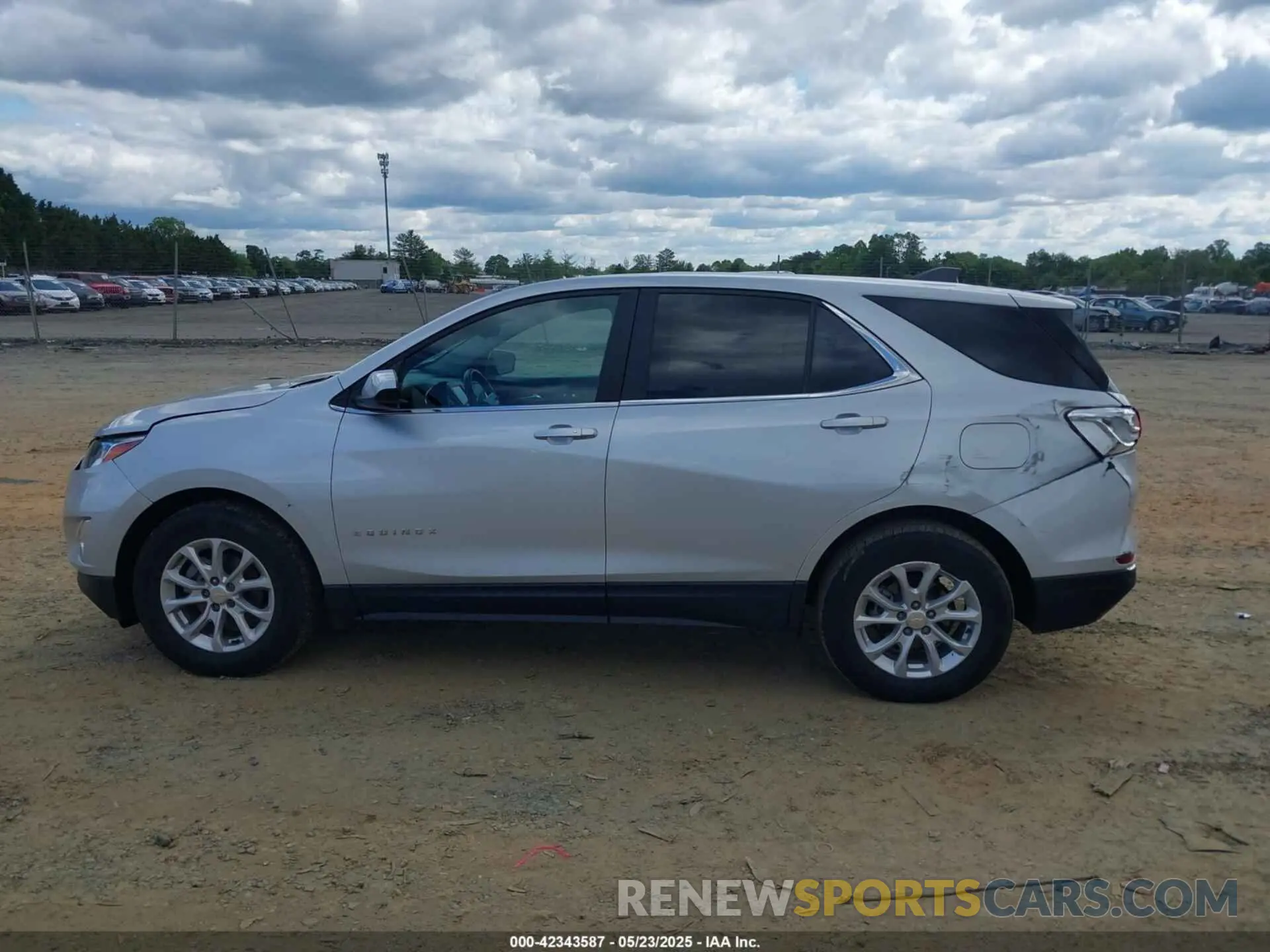 14 Photograph of a damaged car 3GNAXJEV5MS161556 CHEVROLET EQUINOX 2021