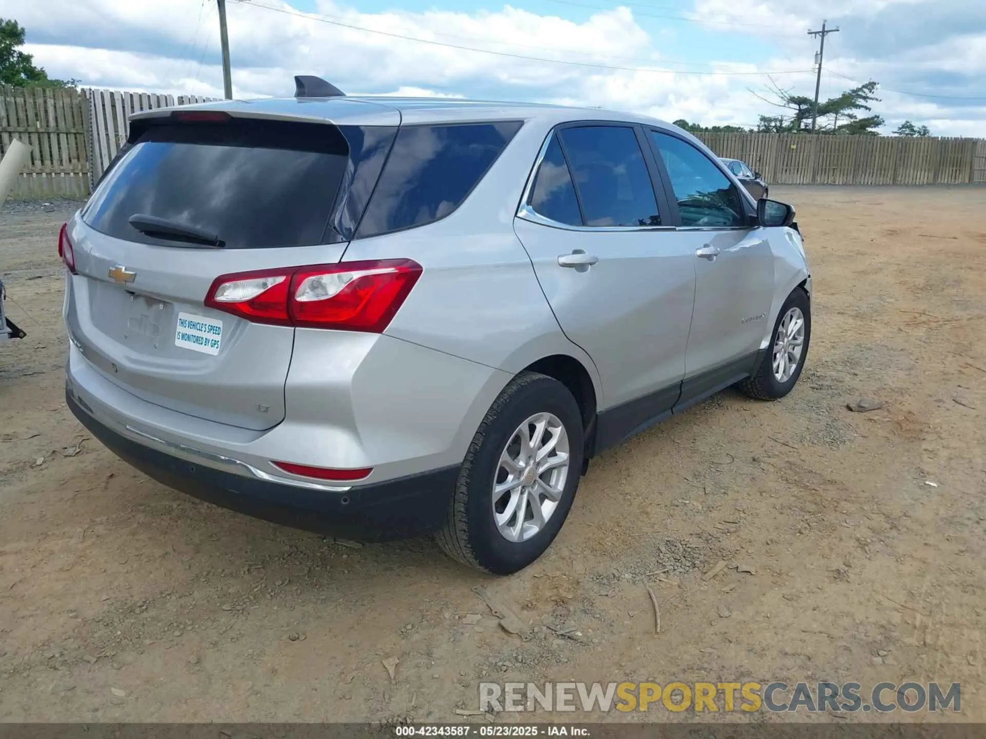 4 Photograph of a damaged car 3GNAXJEV5MS161556 CHEVROLET EQUINOX 2021