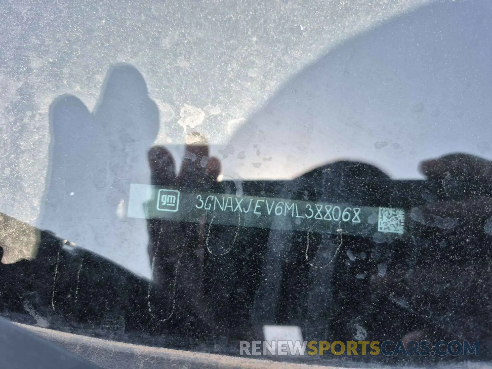 24 Photograph of a damaged car 3GNAXJEV6ML388068 CHEVROLET EQUINOX 2021