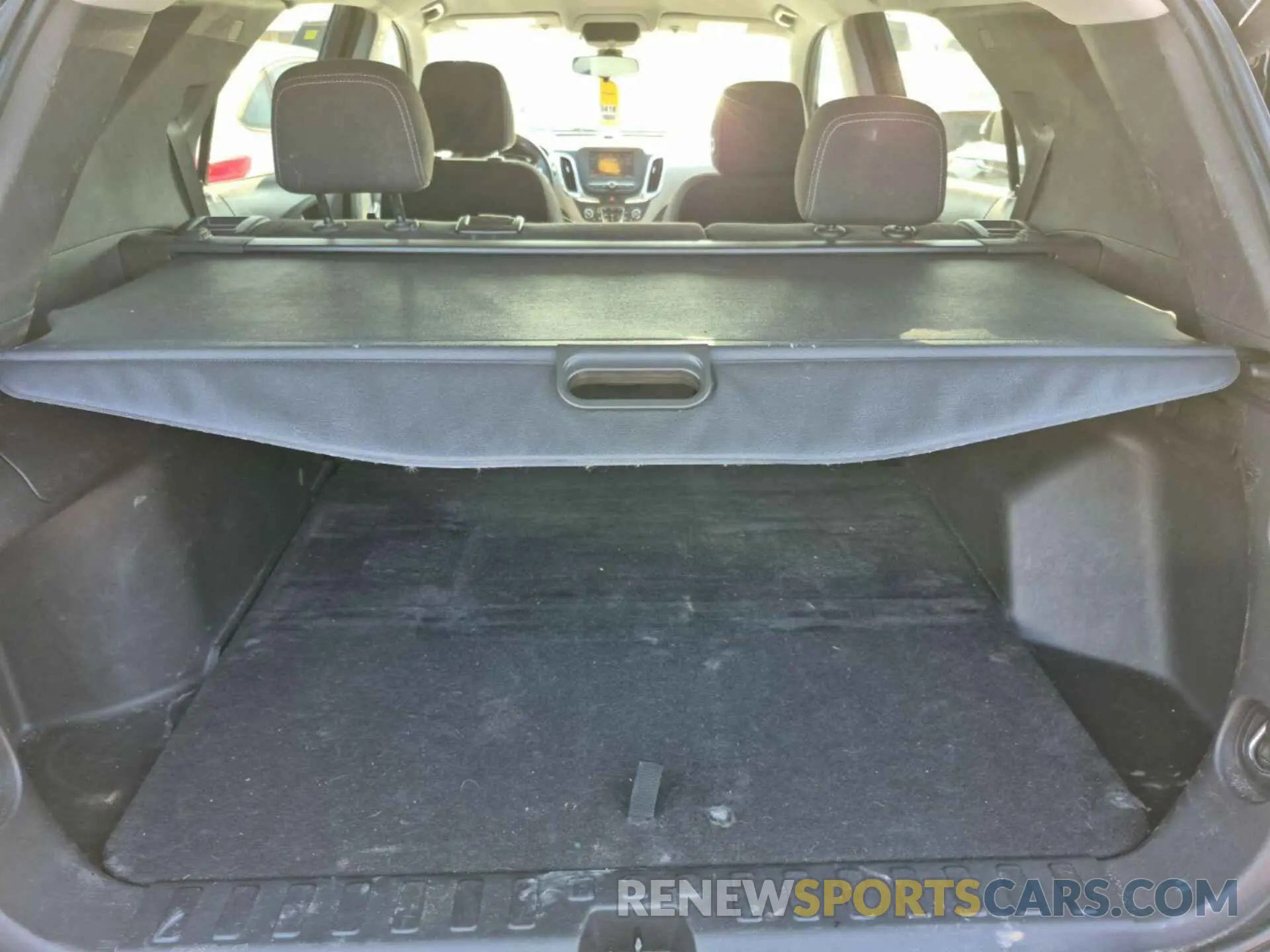 29 Photograph of a damaged car 3GNAXJEV6ML388068 CHEVROLET EQUINOX 2021