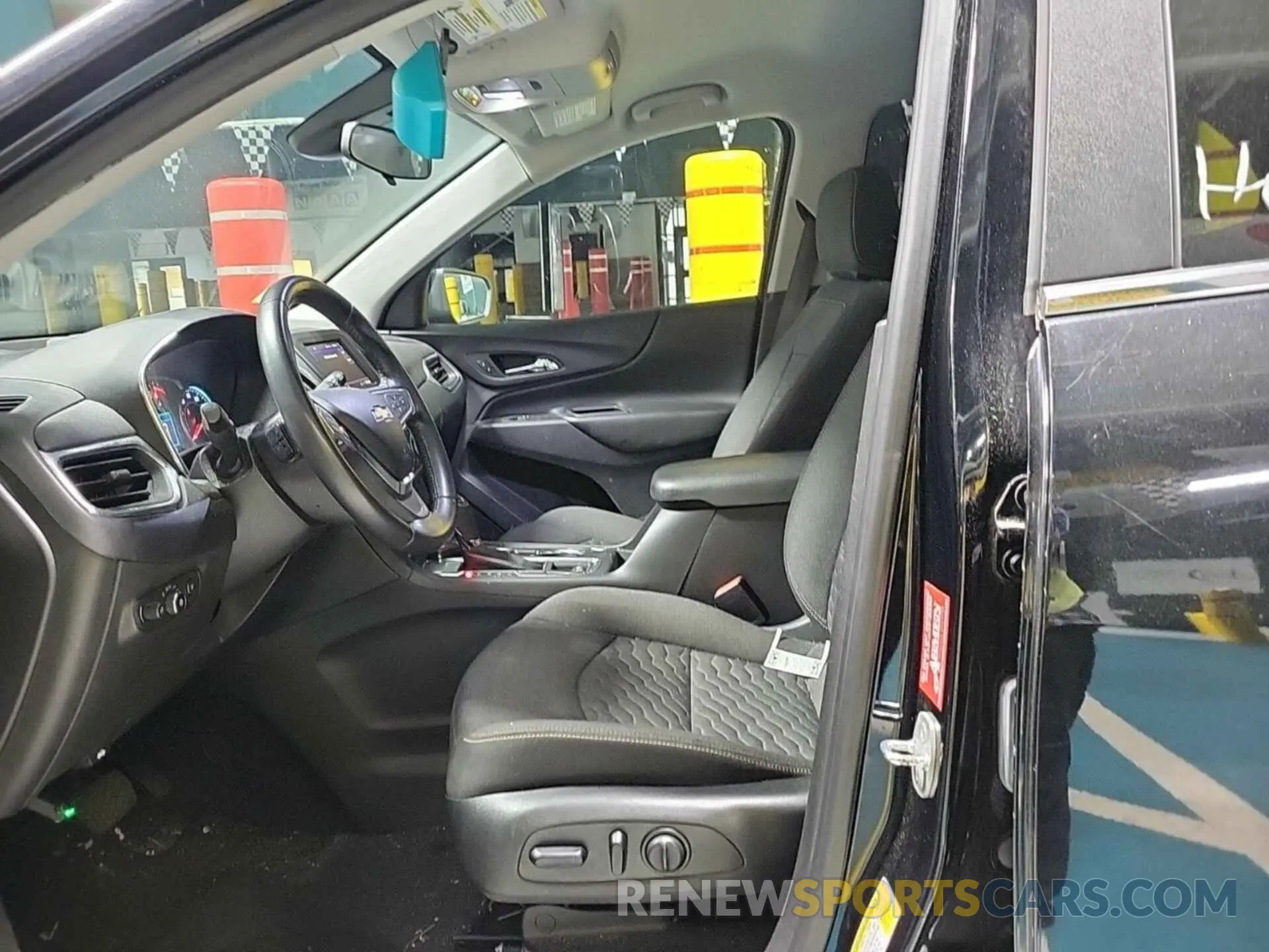 7 Photograph of a damaged car 3GNAXJEV7ML379377 CHEVROLET EQUINOX 2021