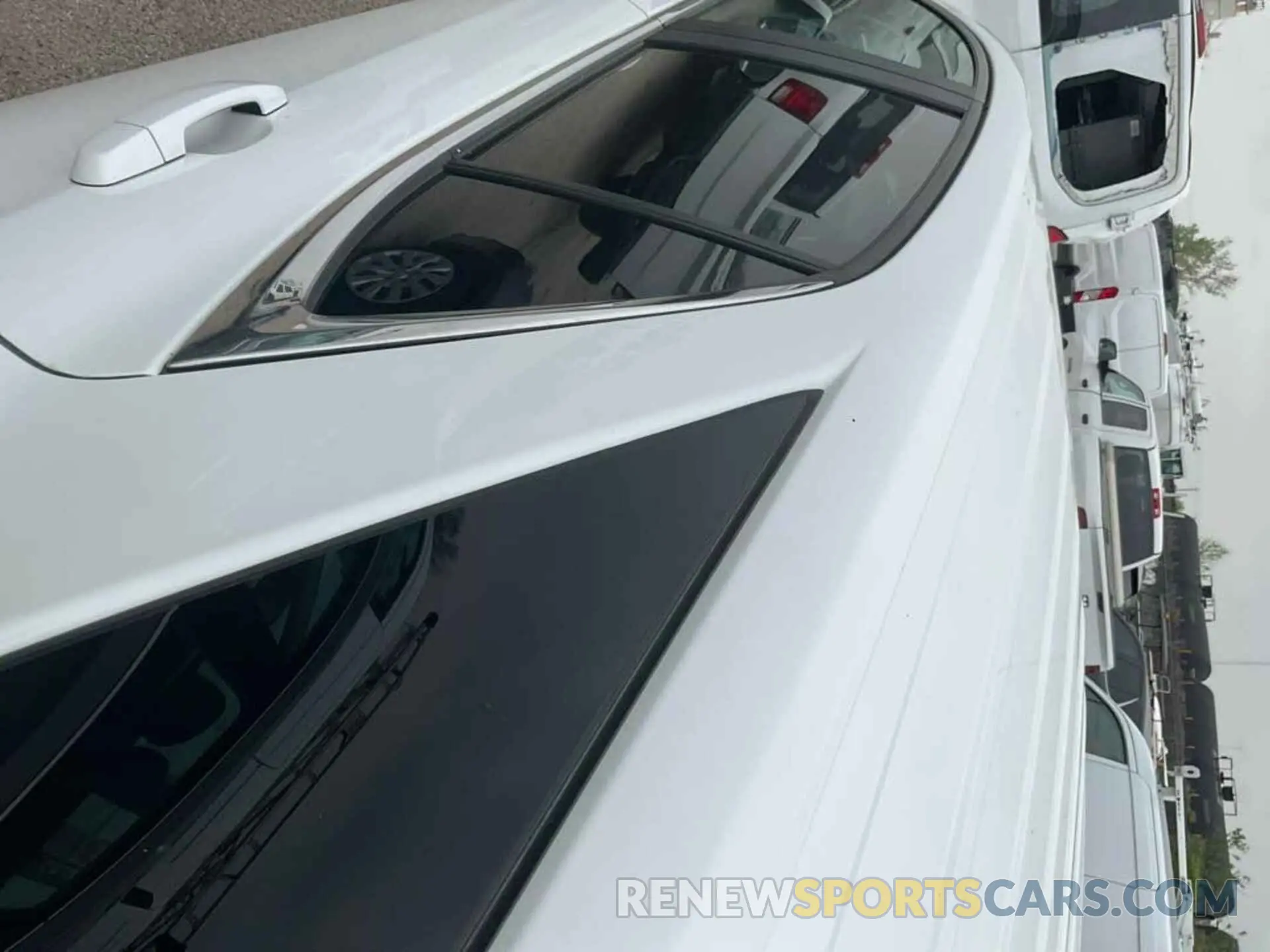 18 Photograph of a damaged car 3GNAXJEV7MS102895 CHEVROLET EQUINOX 2021