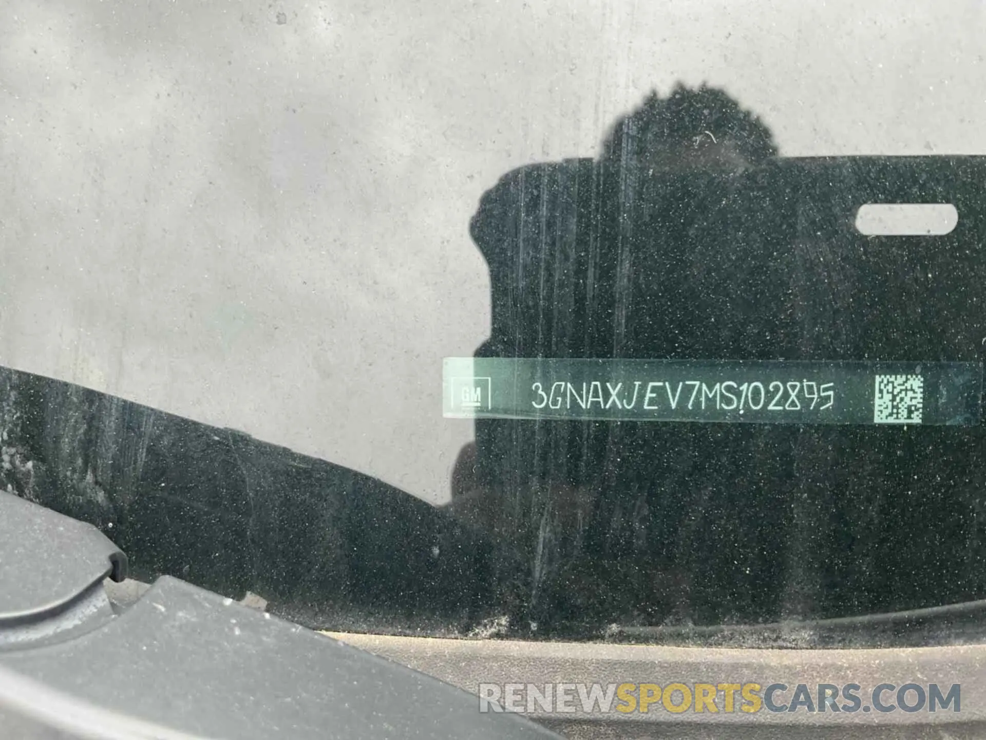 4 Photograph of a damaged car 3GNAXJEV7MS102895 CHEVROLET EQUINOX 2021