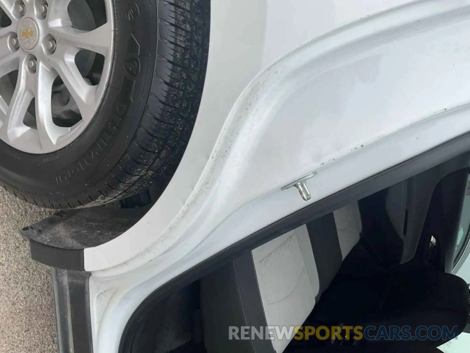 6 Photograph of a damaged car 3GNAXJEV7MS102895 CHEVROLET EQUINOX 2021