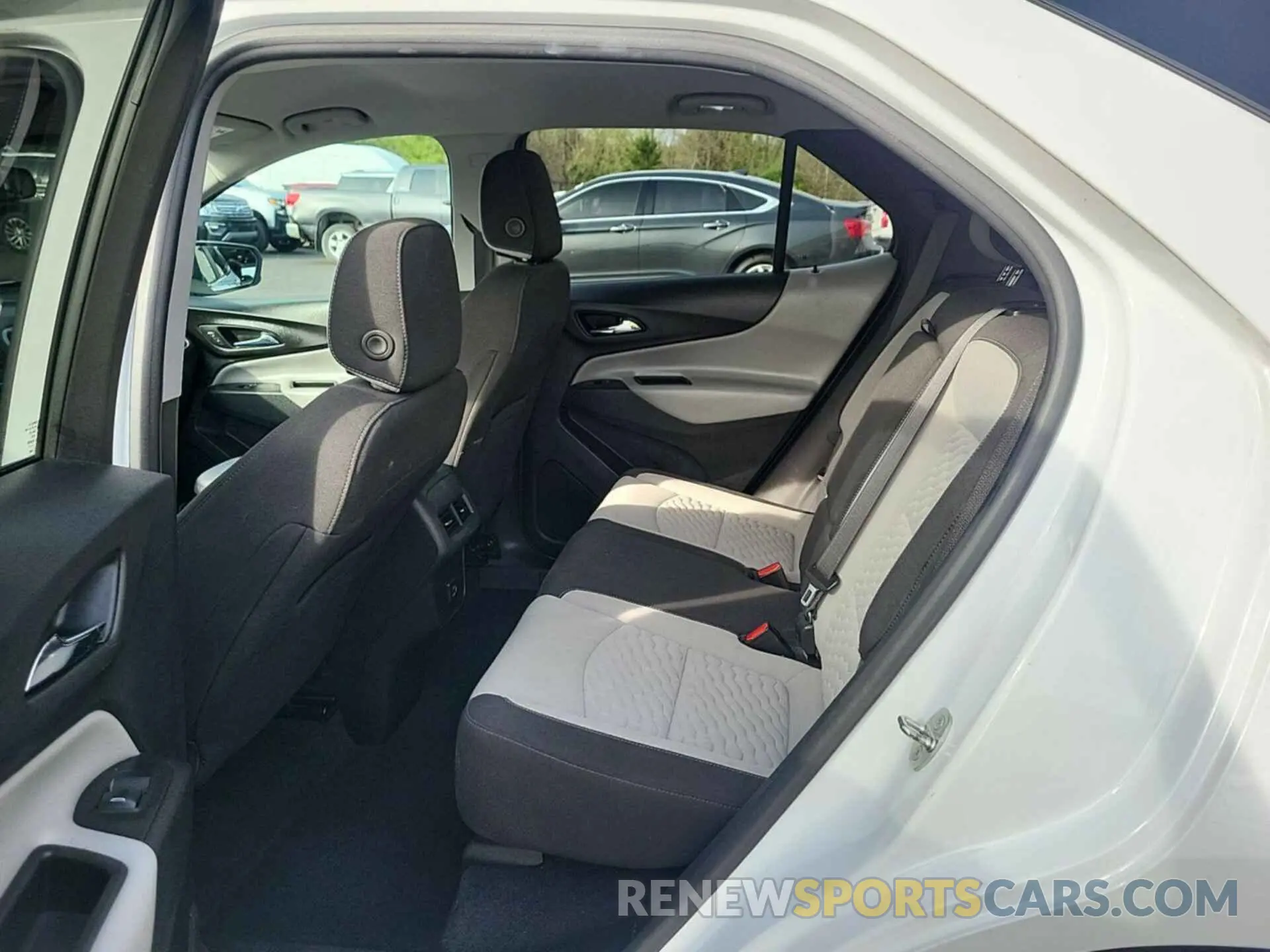 28 Photograph of a damaged car 3GNAXJEV7MS148159 CHEVROLET EQUINOX 2021
