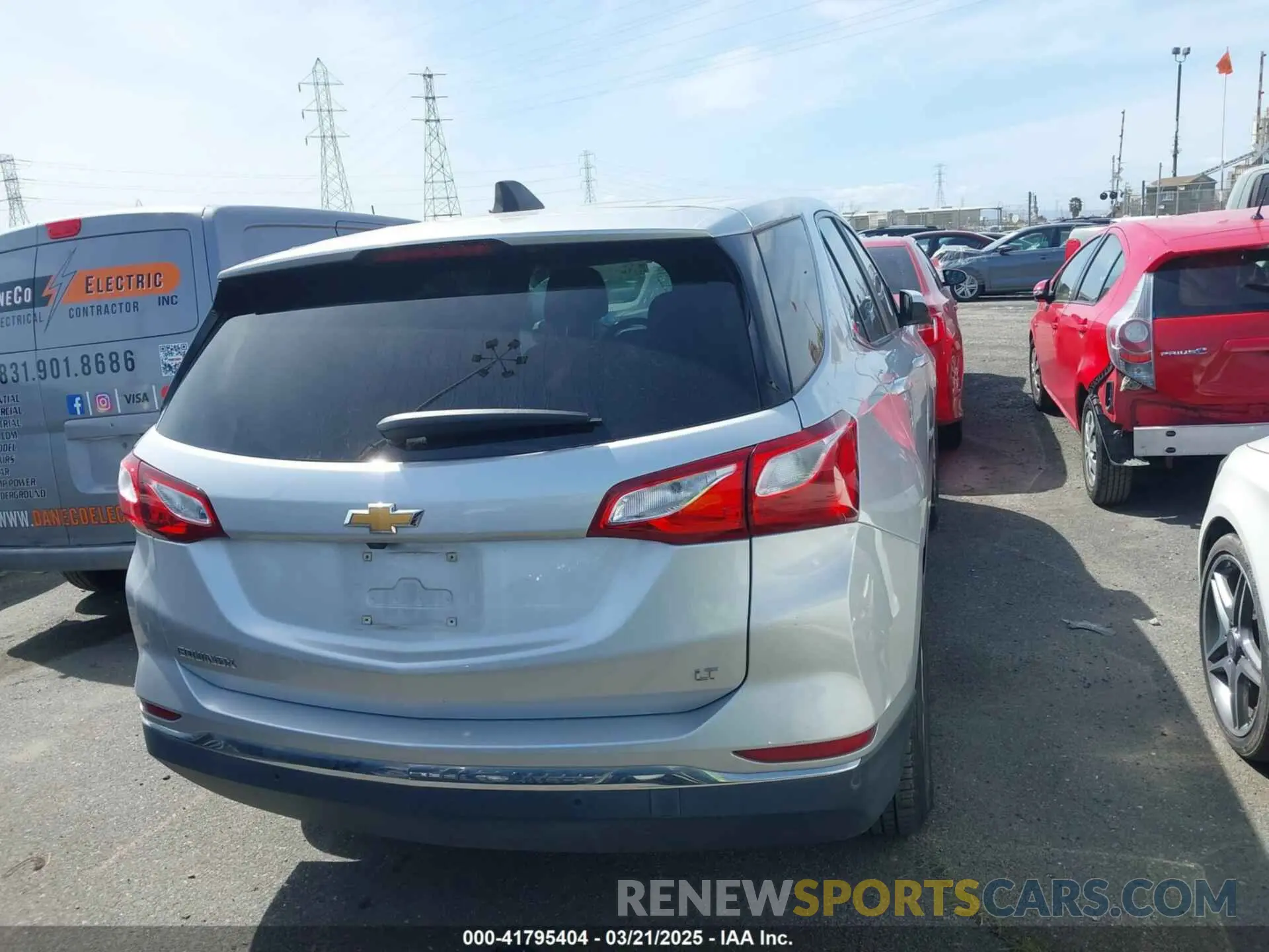 17 Photograph of a damaged car 3GNAXJEV7MS162546 CHEVROLET EQUINOX 2021