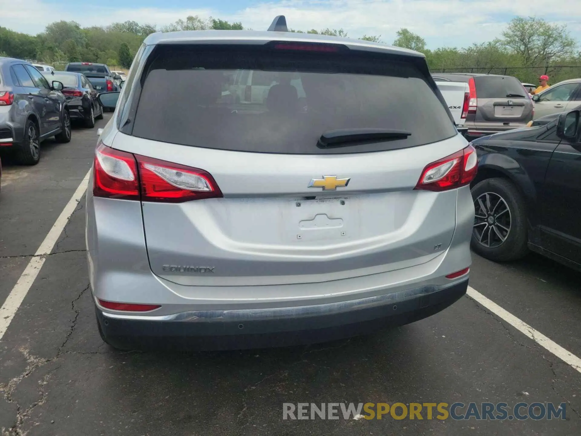 2 Photograph of a damaged car 3GNAXJEV8ML393708 CHEVROLET EQUINOX 2021