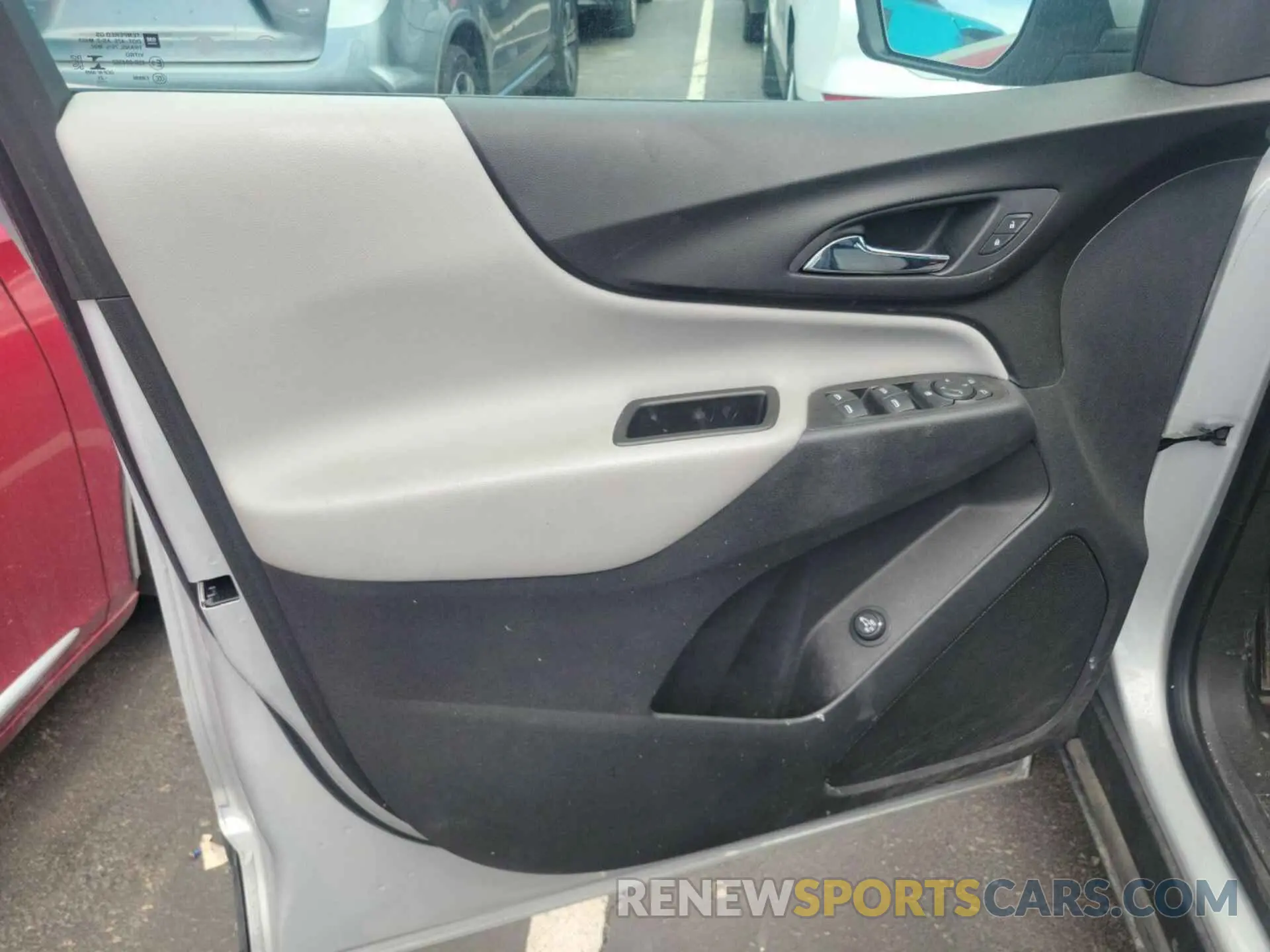 3 Photograph of a damaged car 3GNAXJEV8ML393708 CHEVROLET EQUINOX 2021