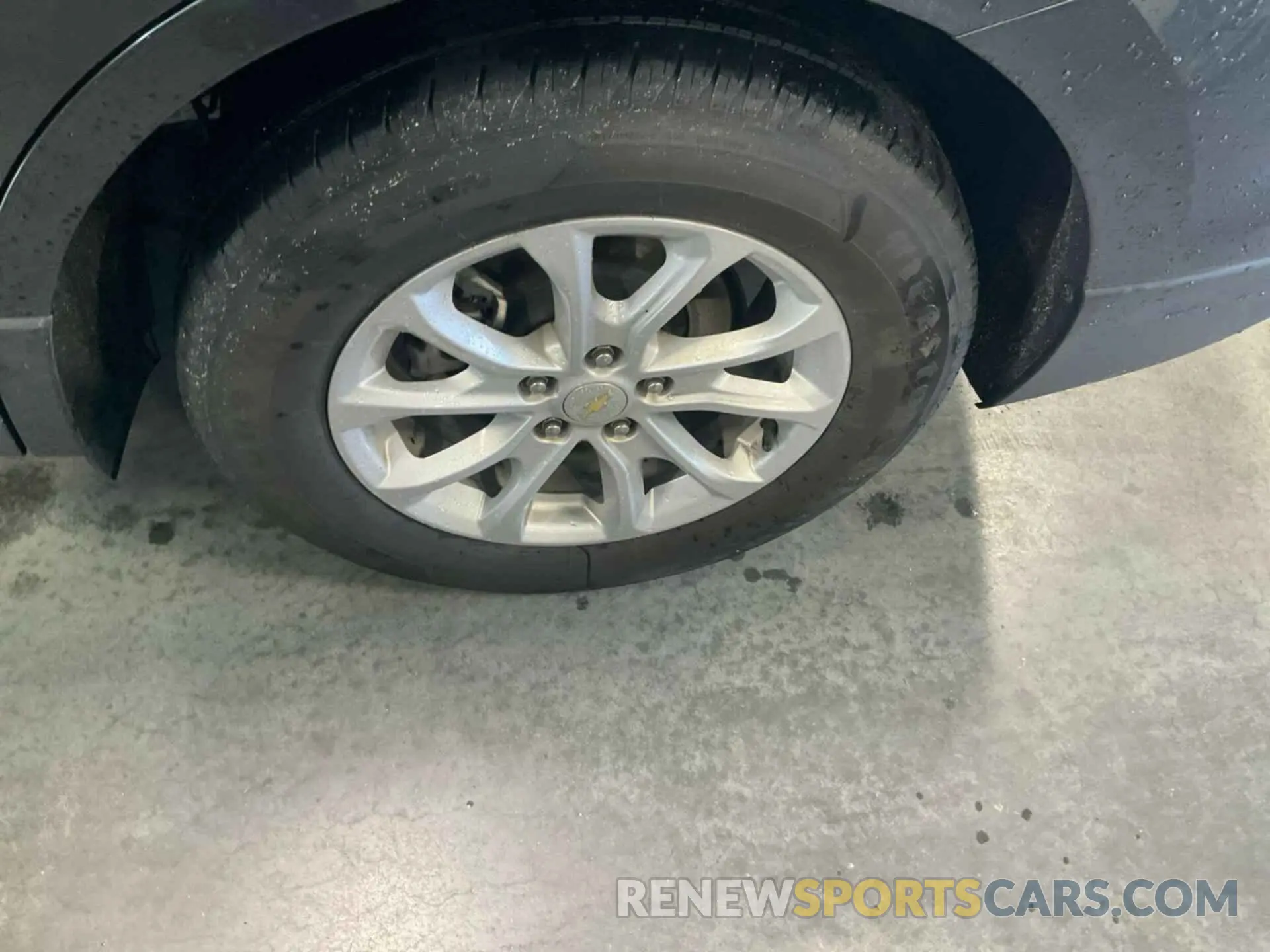14 Photograph of a damaged car 3GNAXJEVXML379602 CHEVROLET EQUINOX 2021