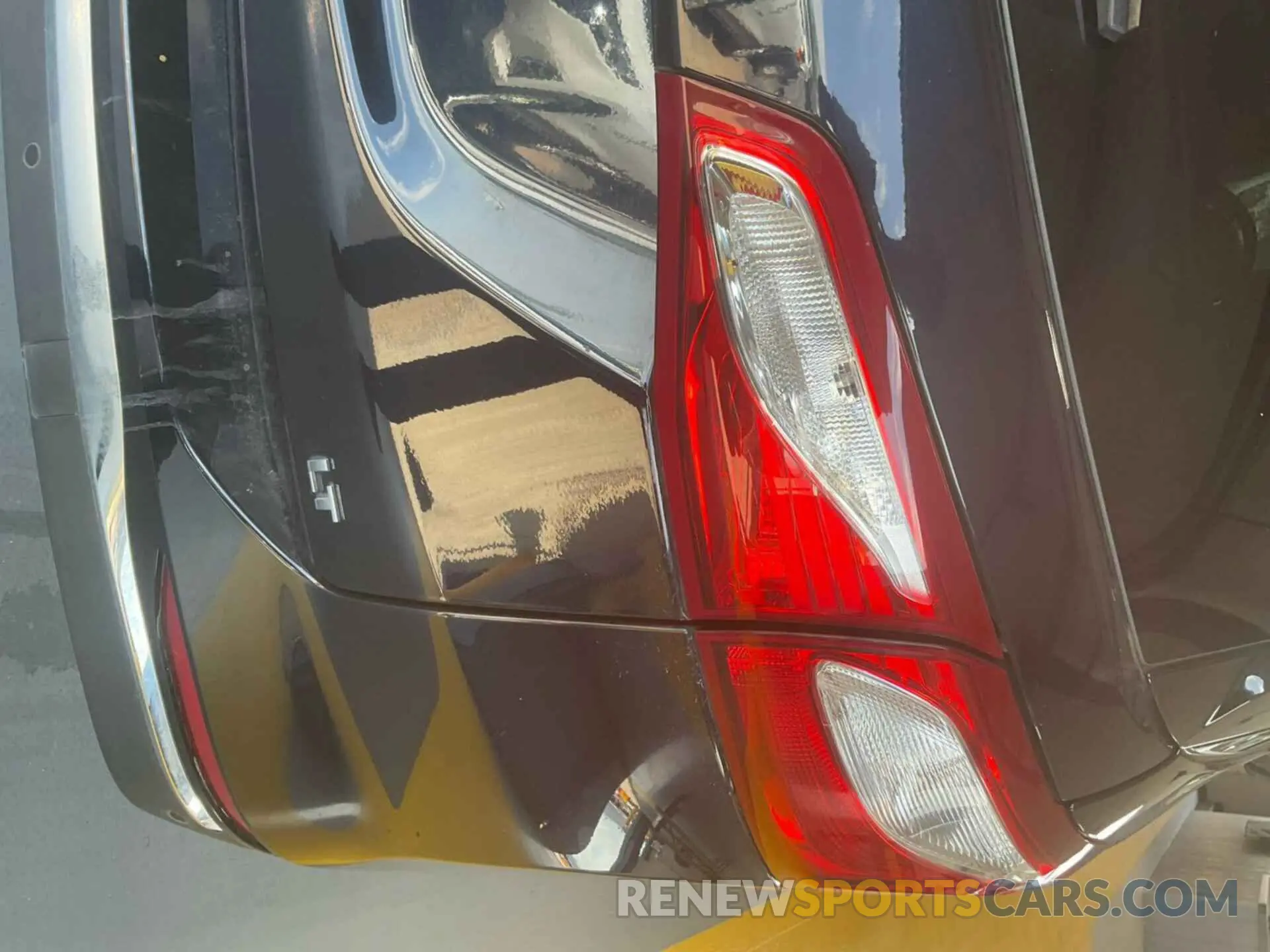 21 Photograph of a damaged car 3GNAXJEVXMS121716 CHEVROLET EQUINOX 2021