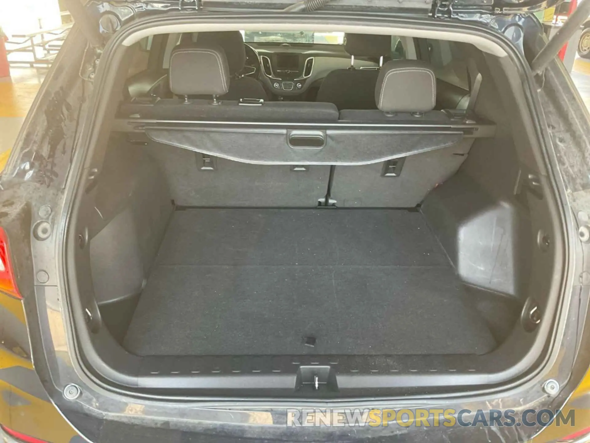 9 Photograph of a damaged car 3GNAXJEVXMS121716 CHEVROLET EQUINOX 2021