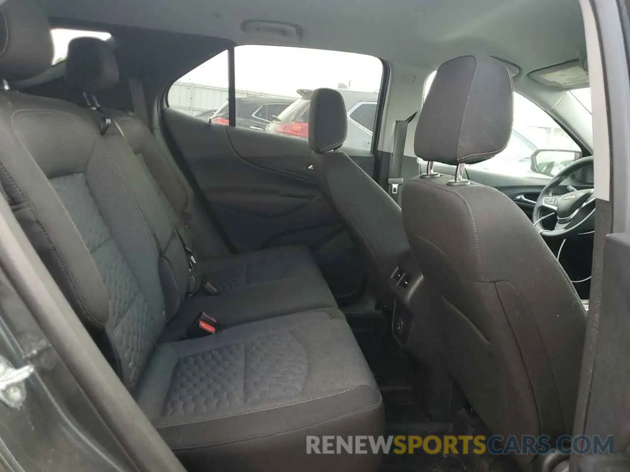 11 Photograph of a damaged car 3GNAXKEV0ML305045 CHEVROLET EQUINOX 2021