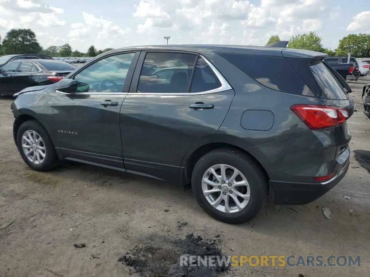 2 Photograph of a damaged car 3GNAXKEV0ML305045 CHEVROLET EQUINOX 2021