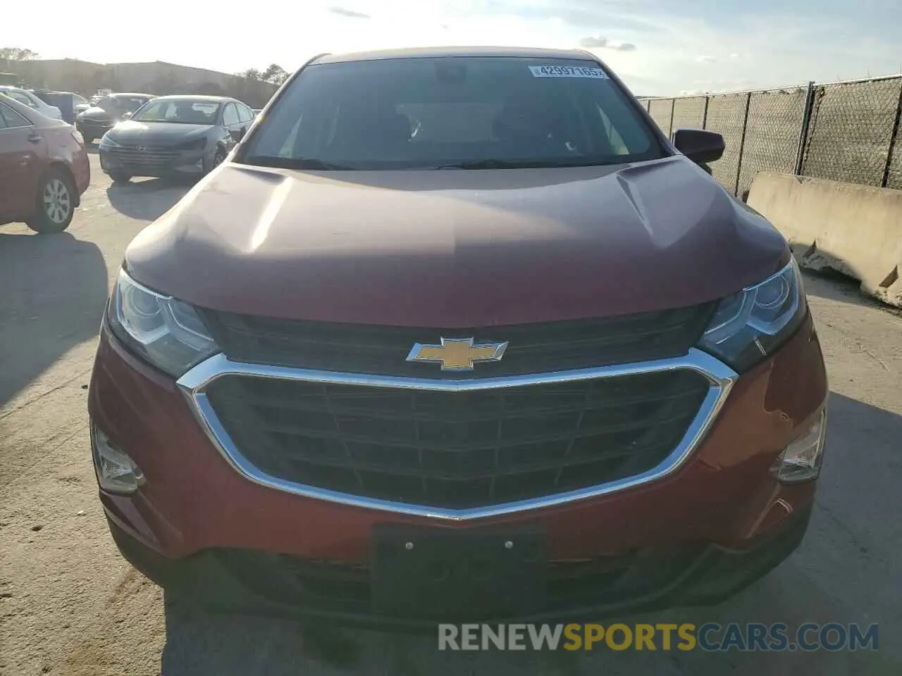 5 Photograph of a damaged car 3GNAXKEV0ML341060 CHEVROLET EQUINOX 2021
