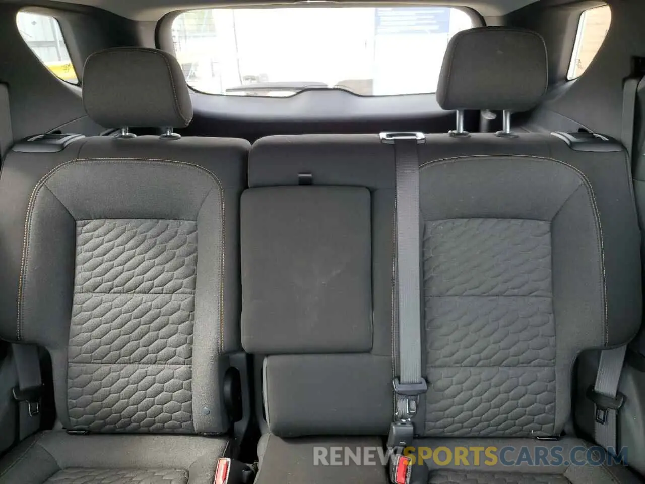 10 Photograph of a damaged car 3GNAXKEV0ML368999 CHEVROLET EQUINOX 2021