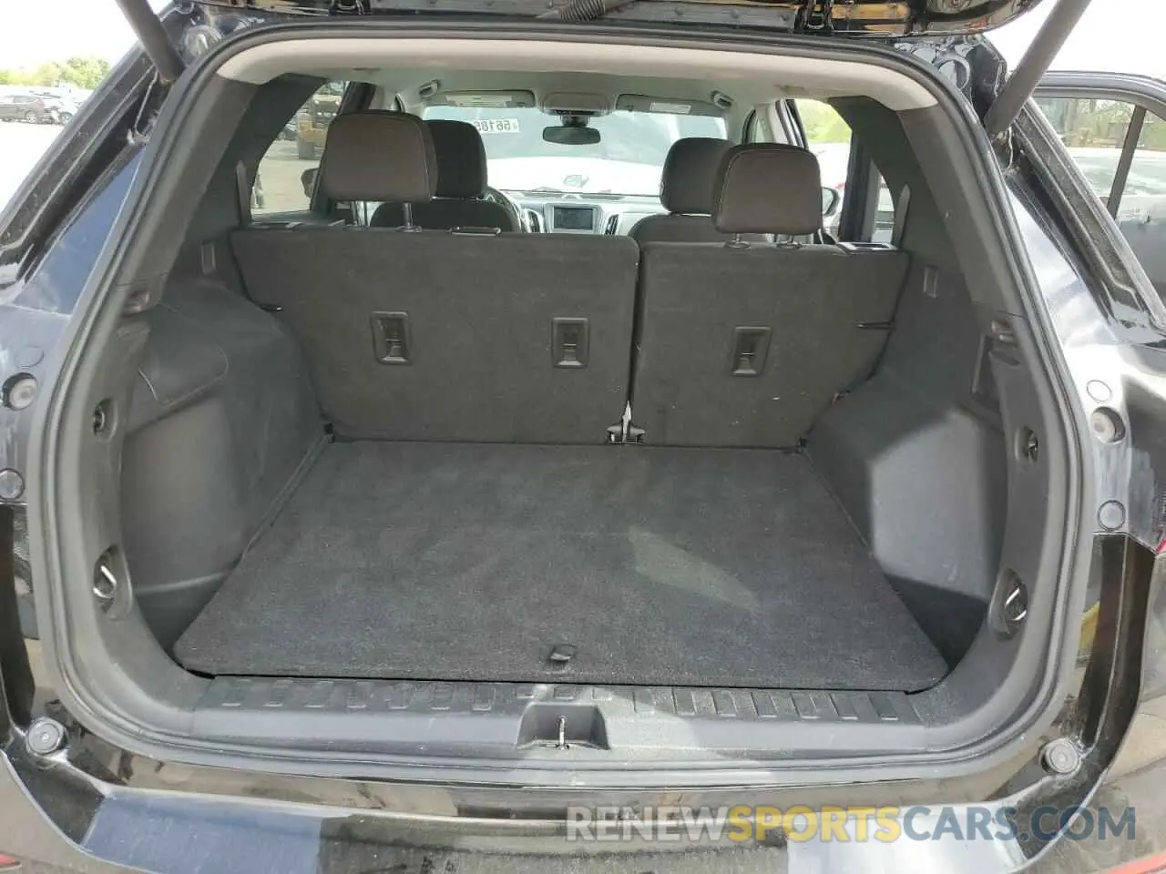 6 Photograph of a damaged car 3GNAXKEV0ML368999 CHEVROLET EQUINOX 2021