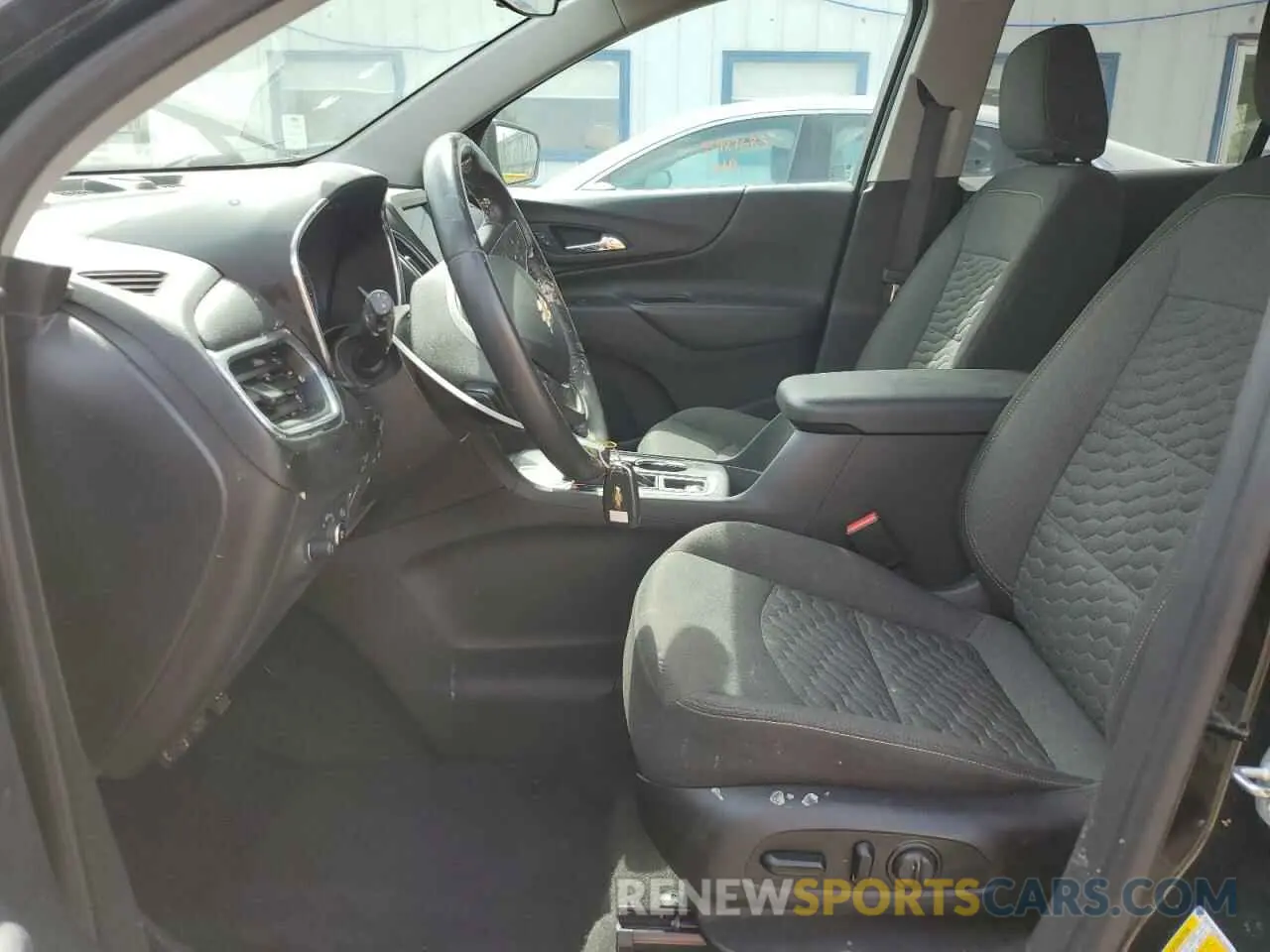 7 Photograph of a damaged car 3GNAXKEV0ML368999 CHEVROLET EQUINOX 2021