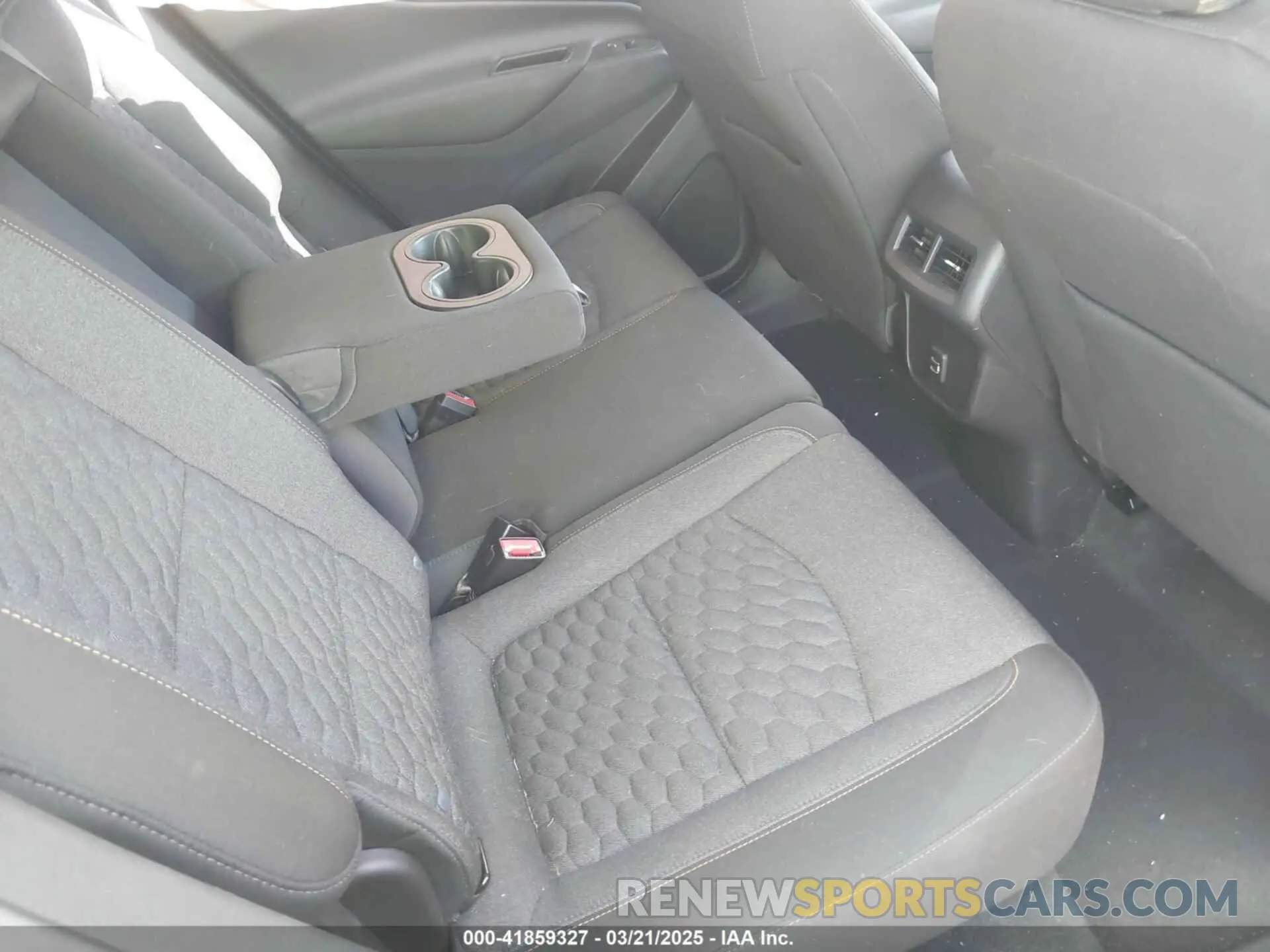 8 Photograph of a damaged car 3GNAXKEV0ML378657 CHEVROLET EQUINOX 2021