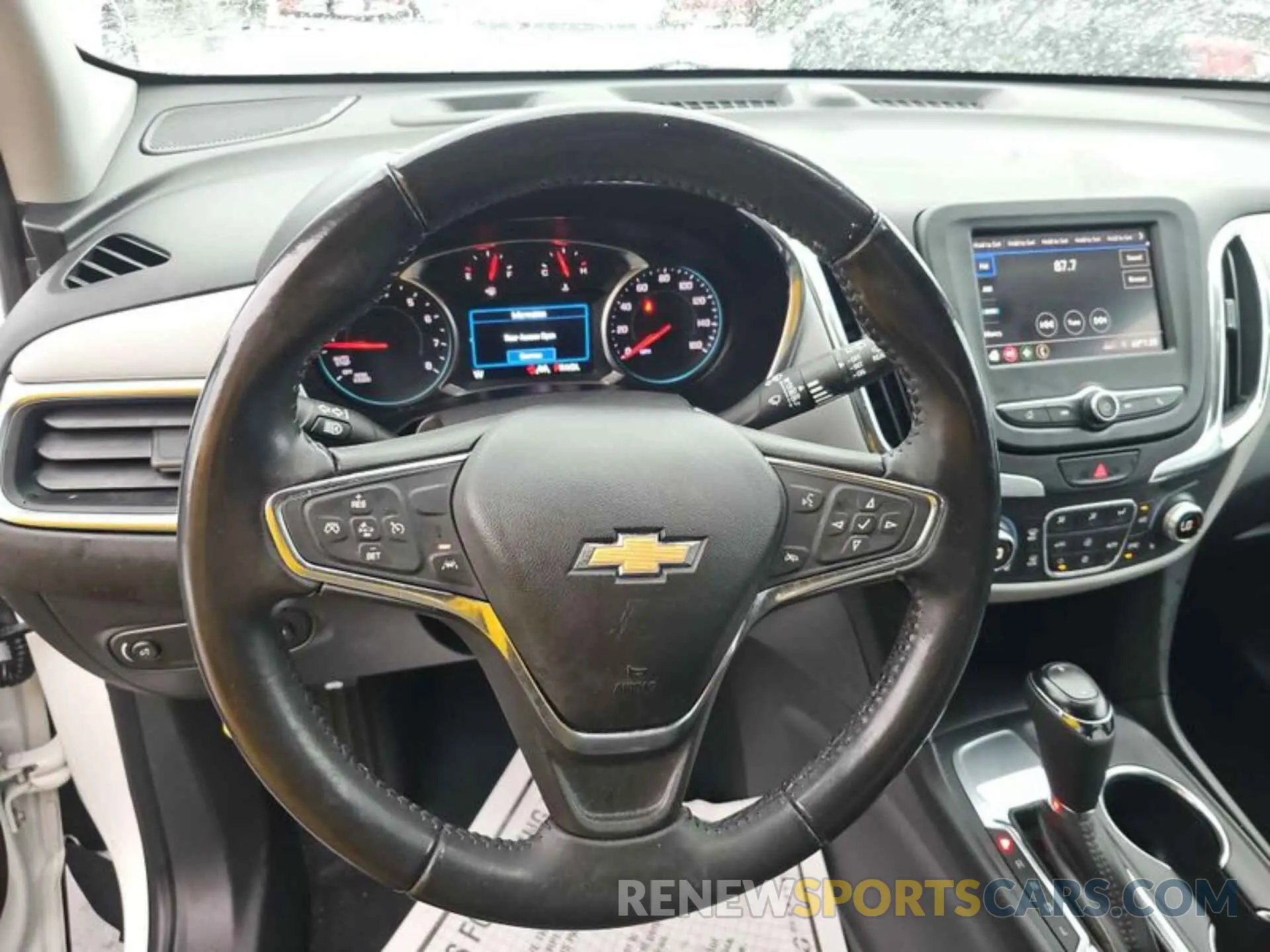 8 Photograph of a damaged car 3GNAXKEV0MS124713 CHEVROLET EQUINOX 2021