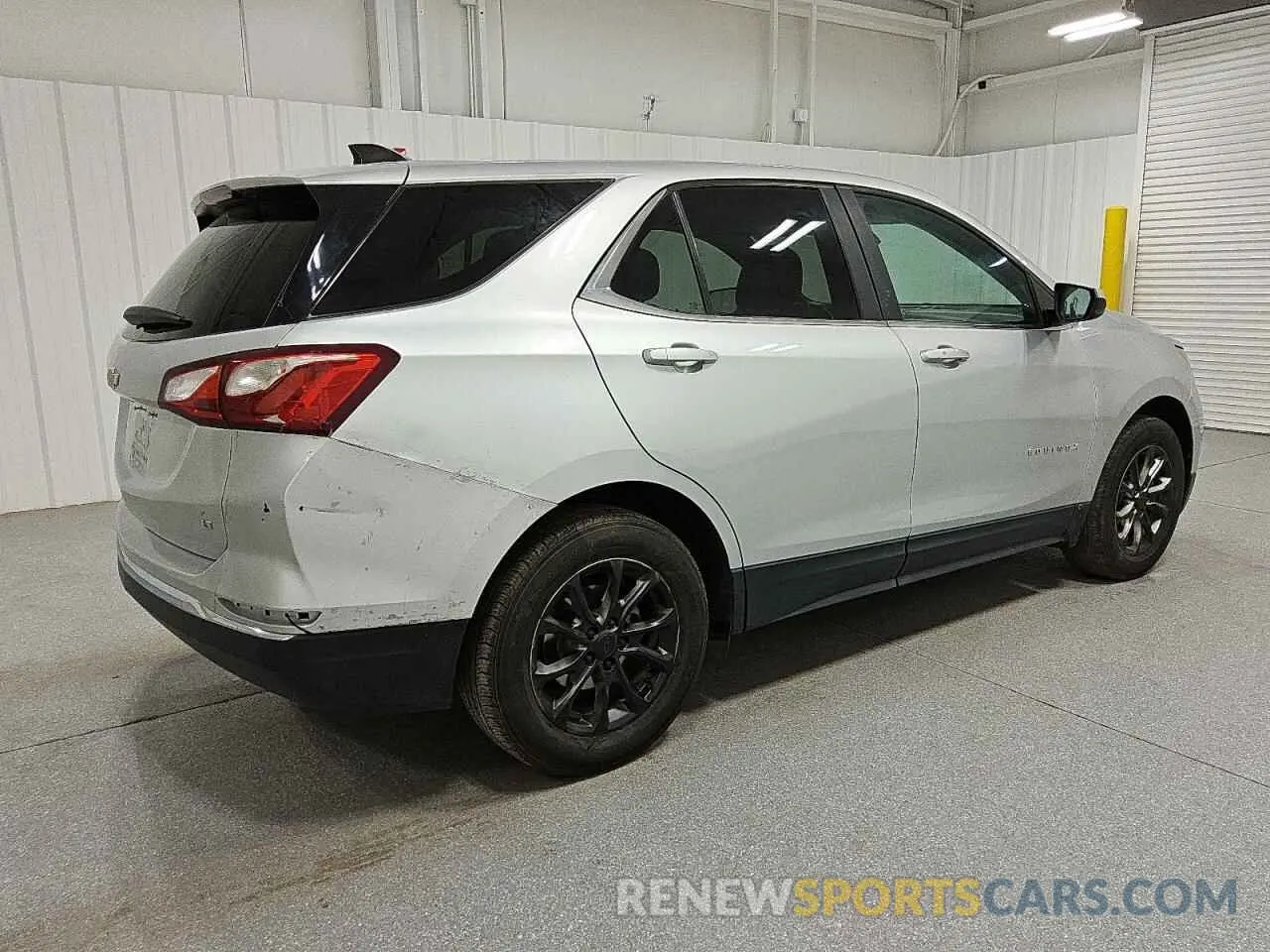 3 Photograph of a damaged car 3GNAXKEV0MS132908 CHEVROLET EQUINOX 2021
