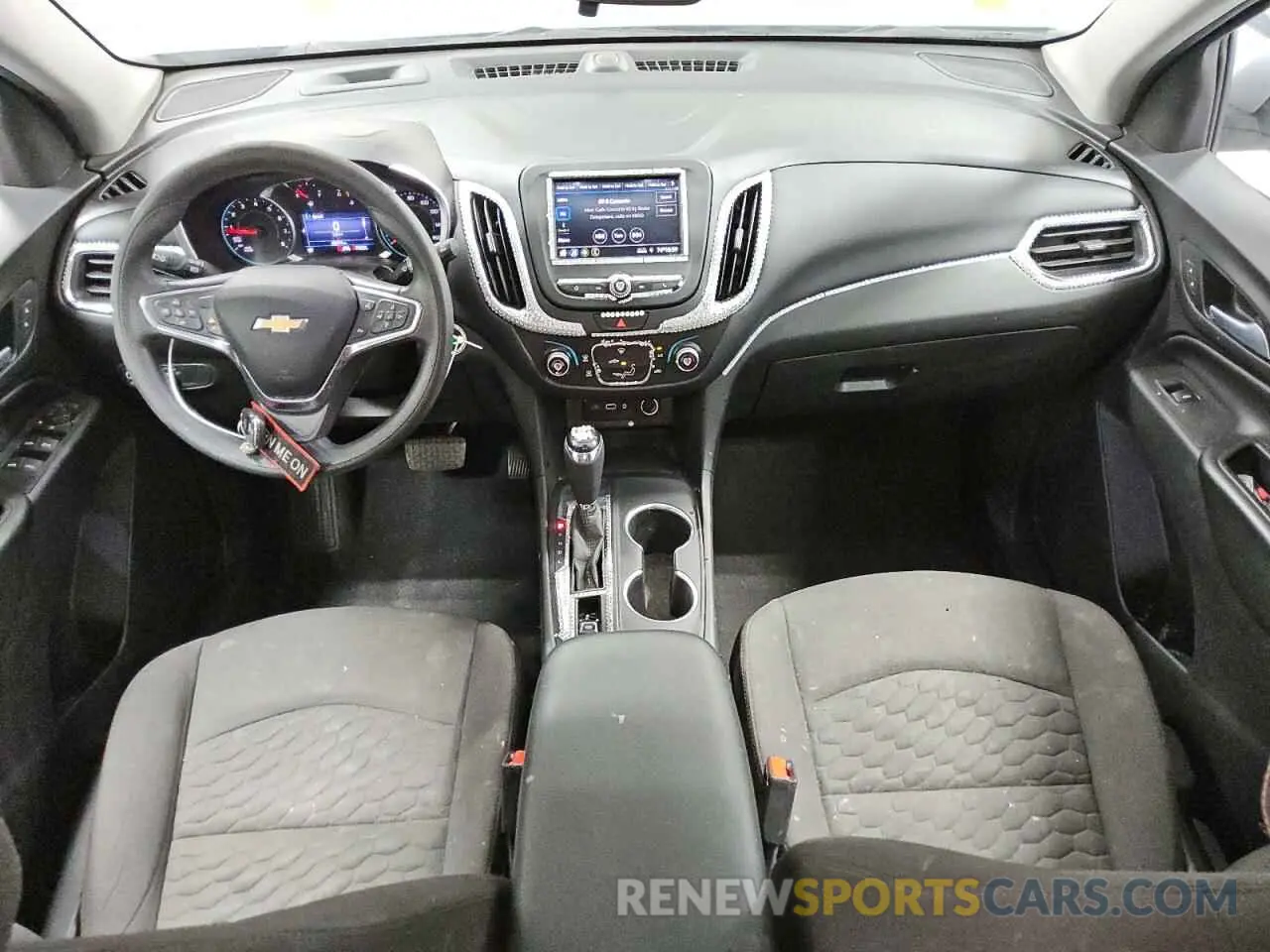 8 Photograph of a damaged car 3GNAXKEV0MS132908 CHEVROLET EQUINOX 2021