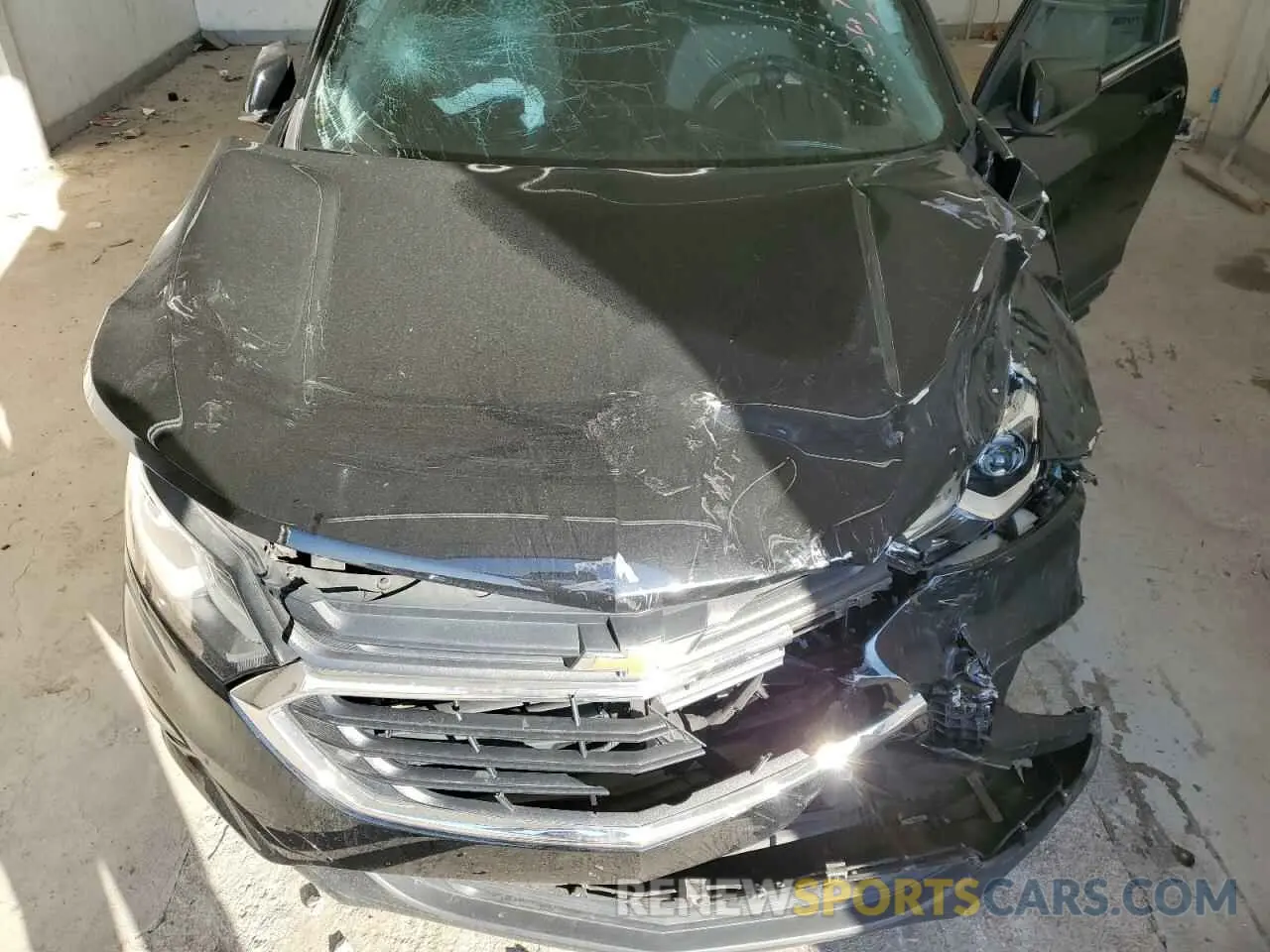 12 Photograph of a damaged car 3GNAXKEV1ML341066 CHEVROLET EQUINOX 2021