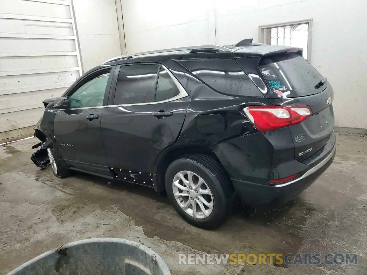2 Photograph of a damaged car 3GNAXKEV1ML341066 CHEVROLET EQUINOX 2021