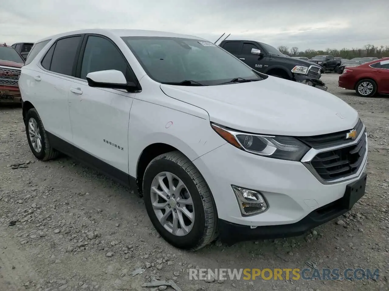 4 Photograph of a damaged car 3GNAXKEV1ML353301 CHEVROLET EQUINOX 2021