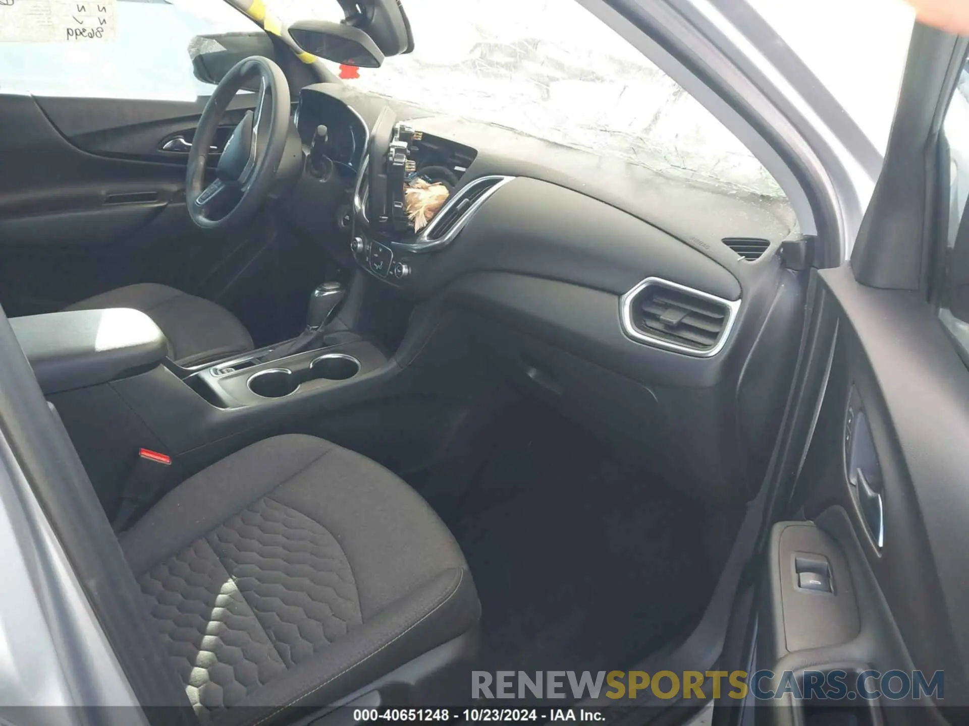 5 Photograph of a damaged car 3GNAXKEV1MS131525 CHEVROLET EQUINOX 2021