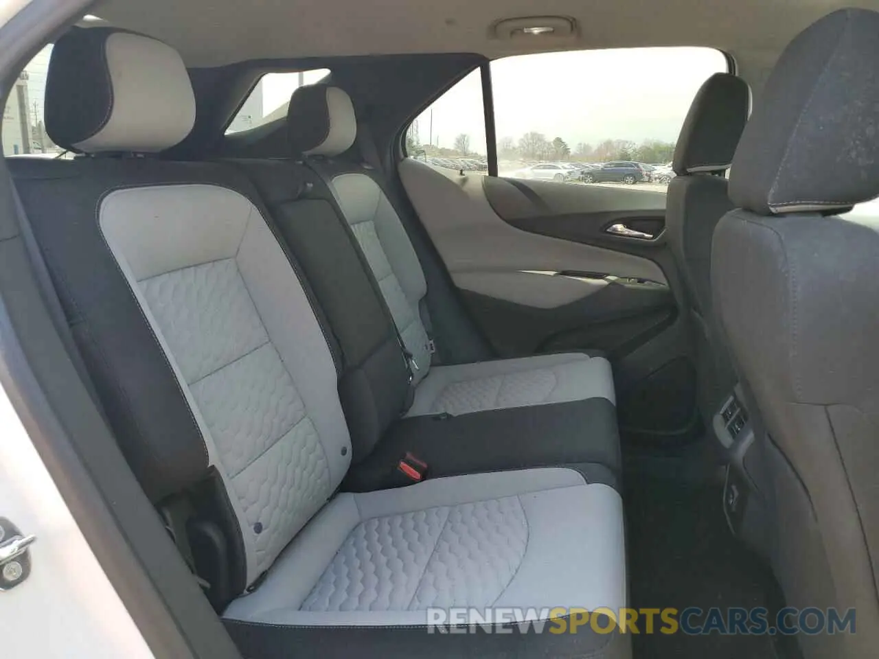 11 Photograph of a damaged car 3GNAXKEV1MS177372 CHEVROLET EQUINOX 2021