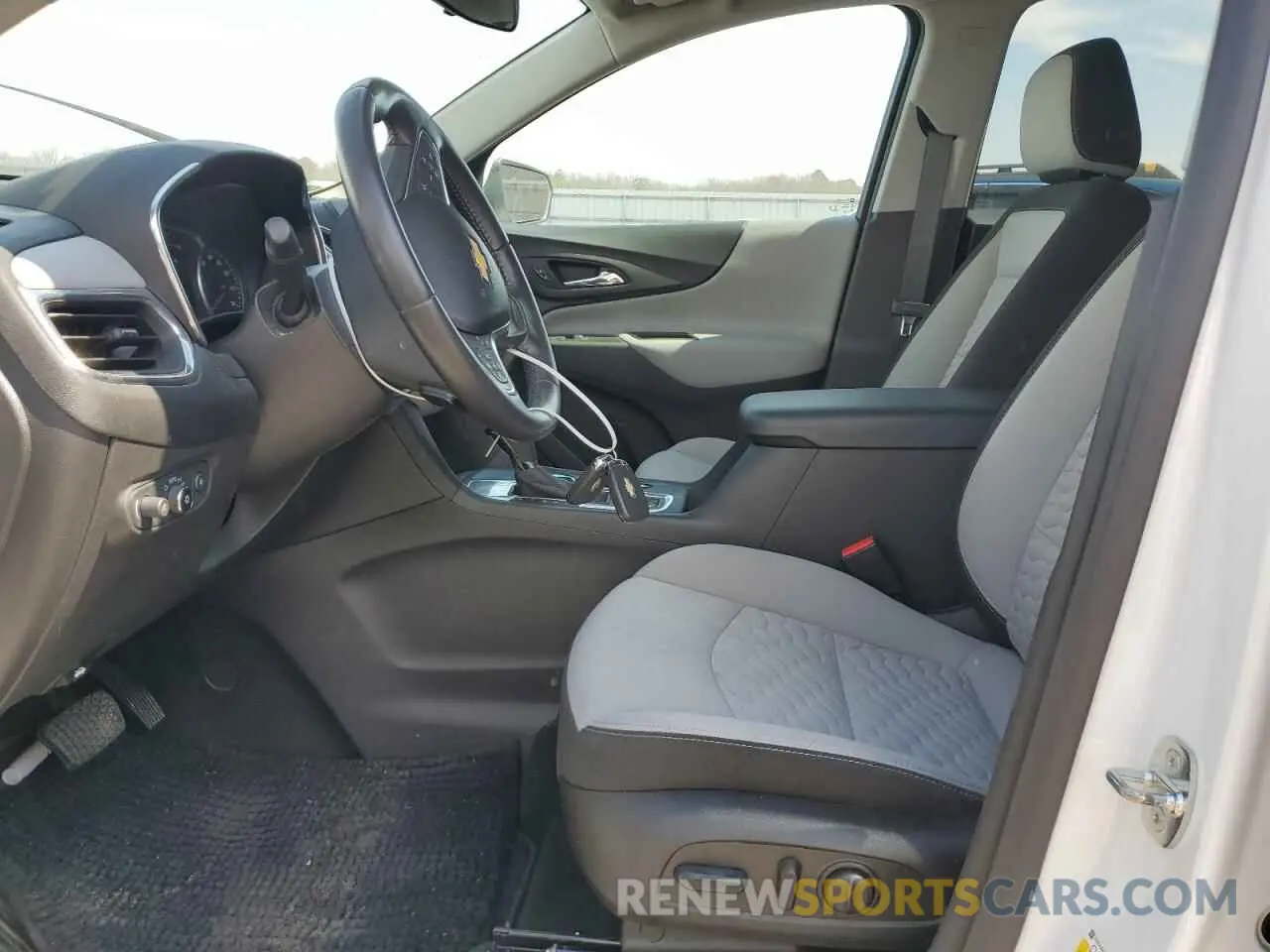 7 Photograph of a damaged car 3GNAXKEV1MS177372 CHEVROLET EQUINOX 2021