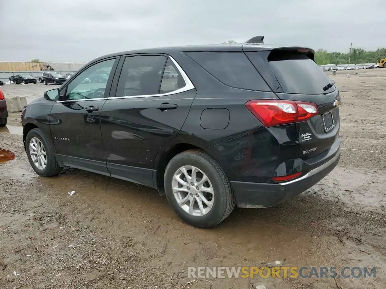 2 Photograph of a damaged car 3GNAXKEV2ML355462 CHEVROLET EQUINOX 2021