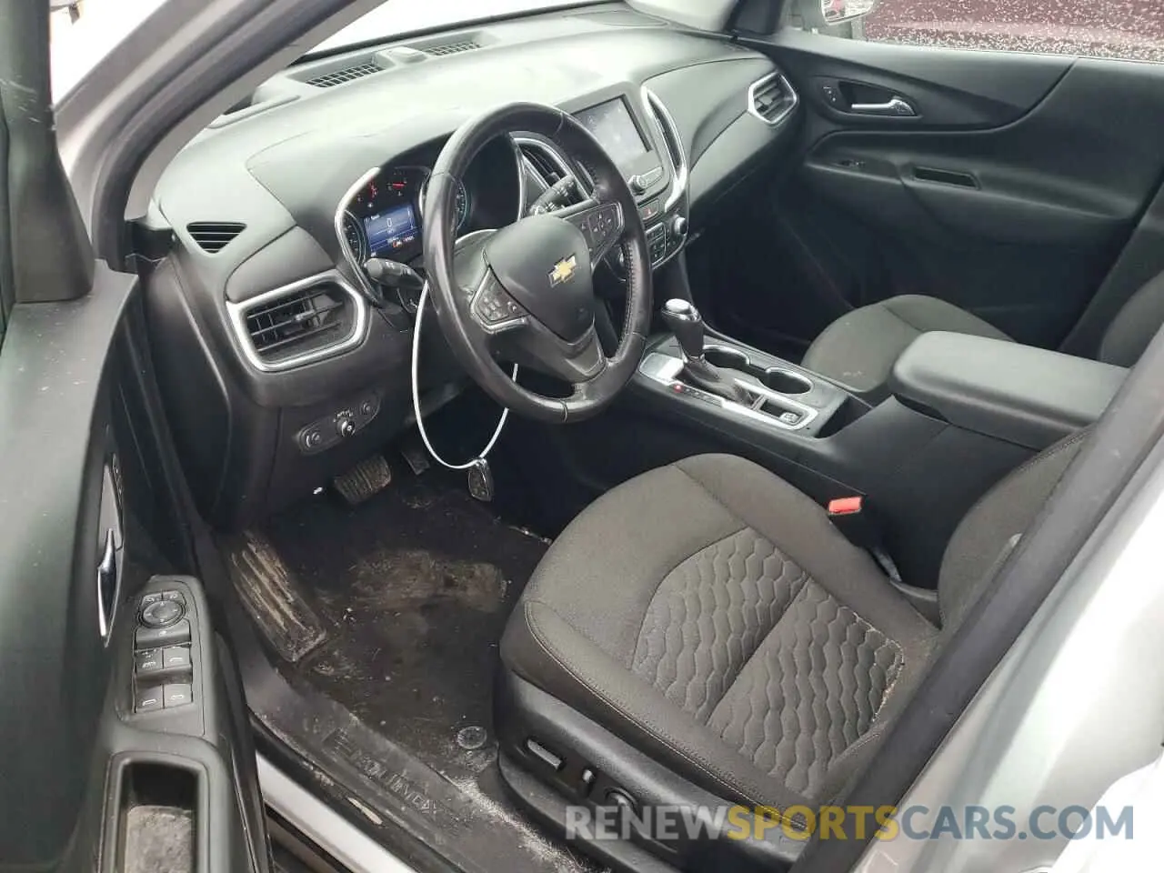 8 Photograph of a damaged car 3GNAXKEV2MS116287 CHEVROLET EQUINOX 2021