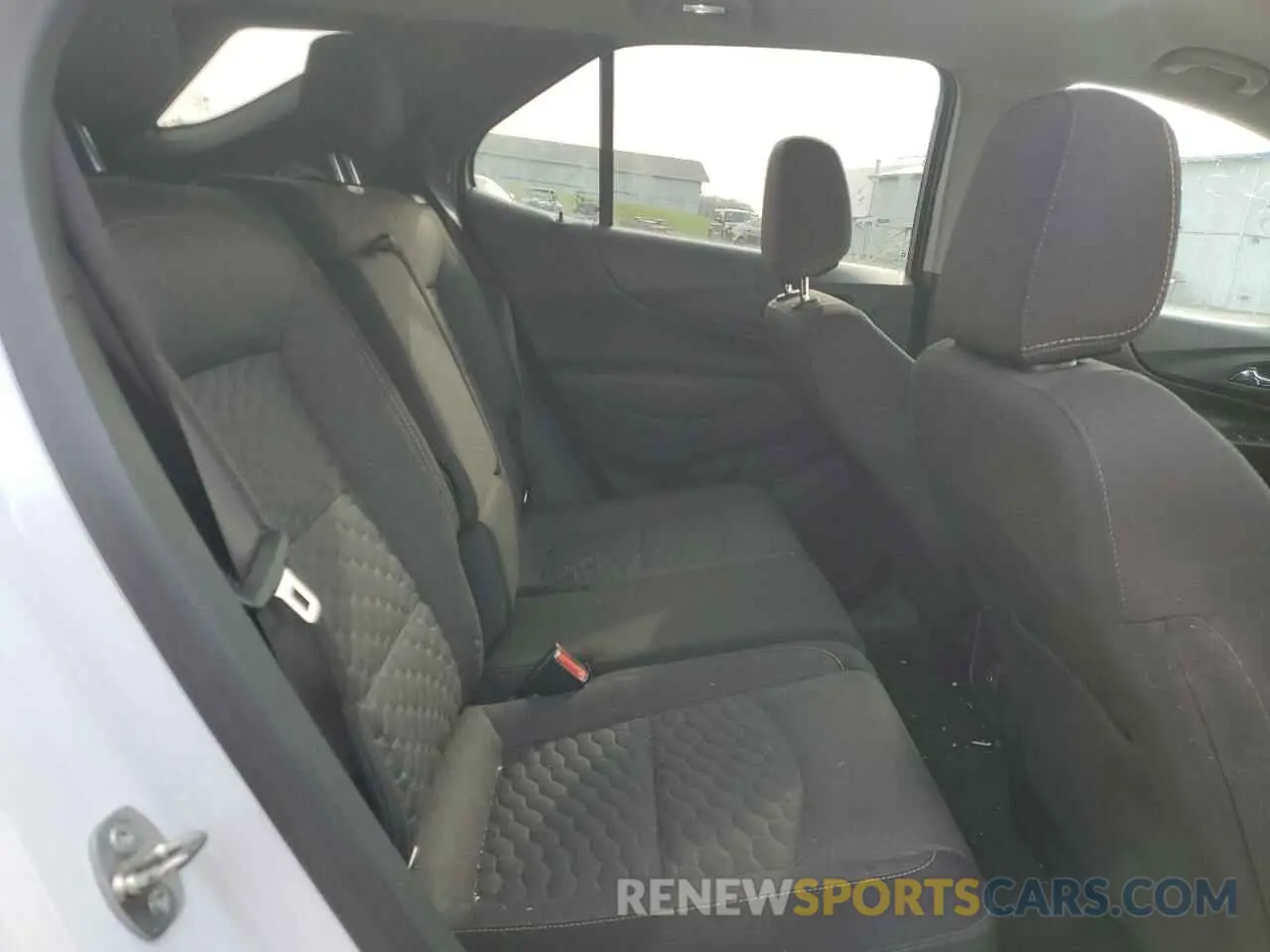 11 Photograph of a damaged car 3GNAXKEV2MS122137 CHEVROLET EQUINOX 2021