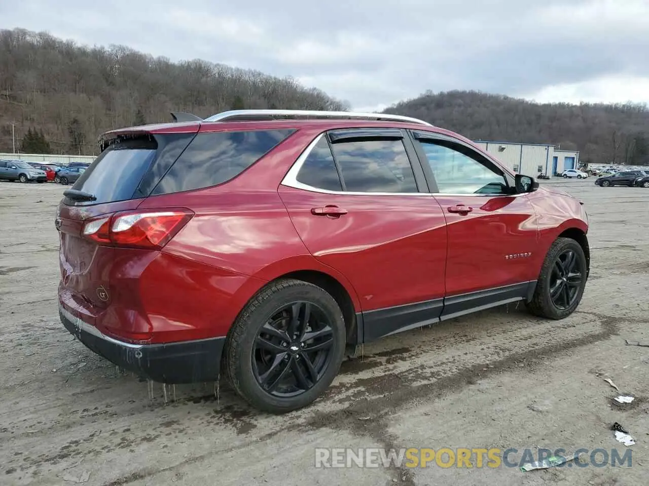 3 Photograph of a damaged car 3GNAXKEV3ML320462 CHEVROLET EQUINOX 2021
