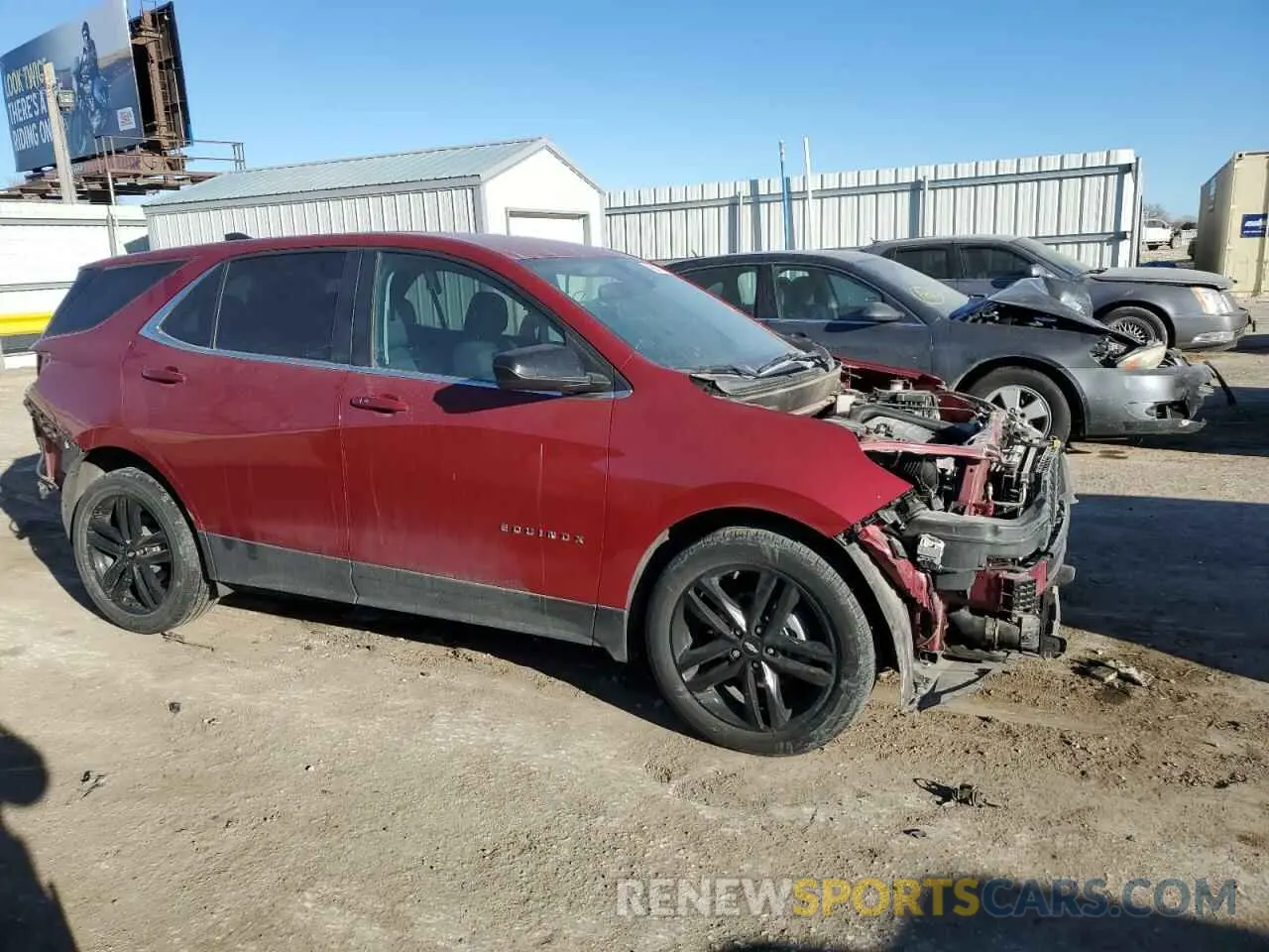 4 Photograph of a damaged car 3GNAXKEV3ML346348 CHEVROLET EQUINOX 2021