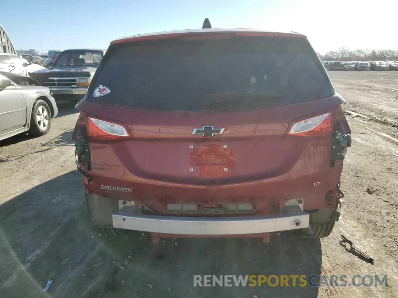6 Photograph of a damaged car 3GNAXKEV3ML346348 CHEVROLET EQUINOX 2021