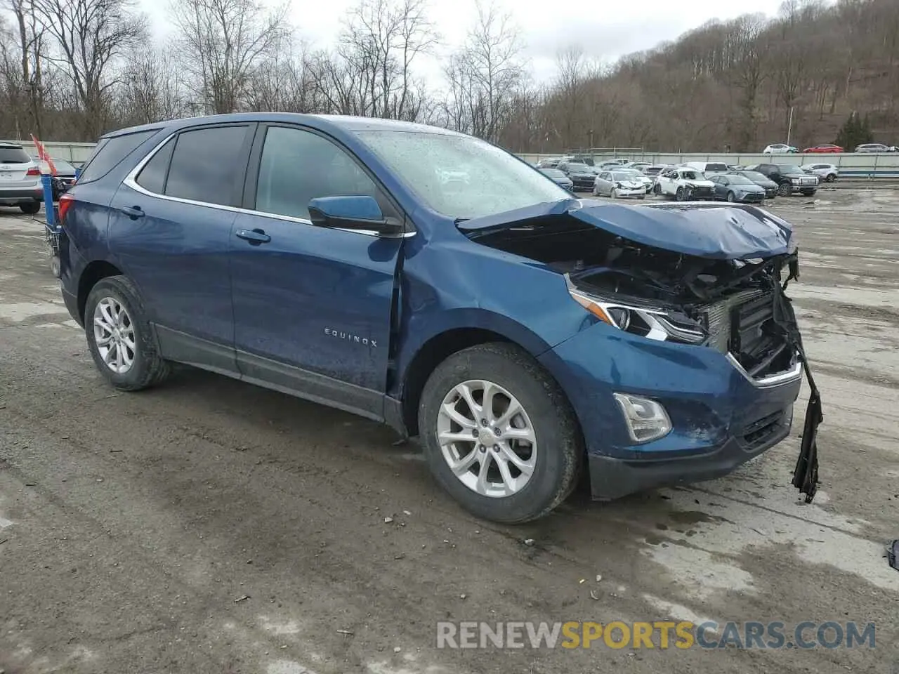 4 Photograph of a damaged car 3GNAXKEV3ML360167 CHEVROLET EQUINOX 2021