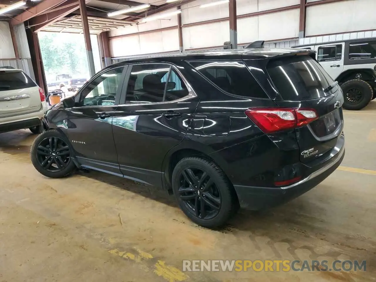 2 Photograph of a damaged car 3GNAXKEV3ML402837 CHEVROLET EQUINOX 2021