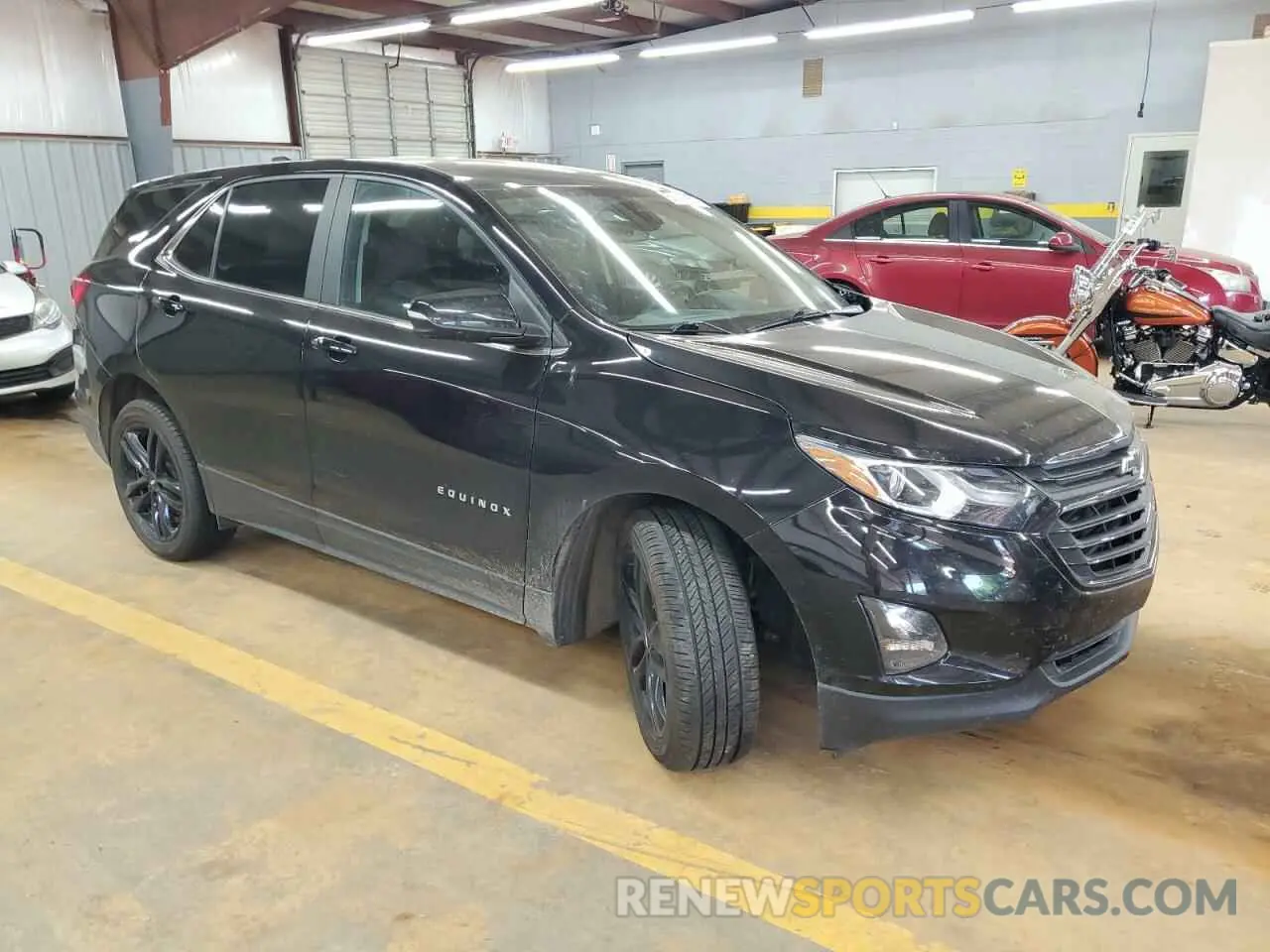 4 Photograph of a damaged car 3GNAXKEV3ML402837 CHEVROLET EQUINOX 2021