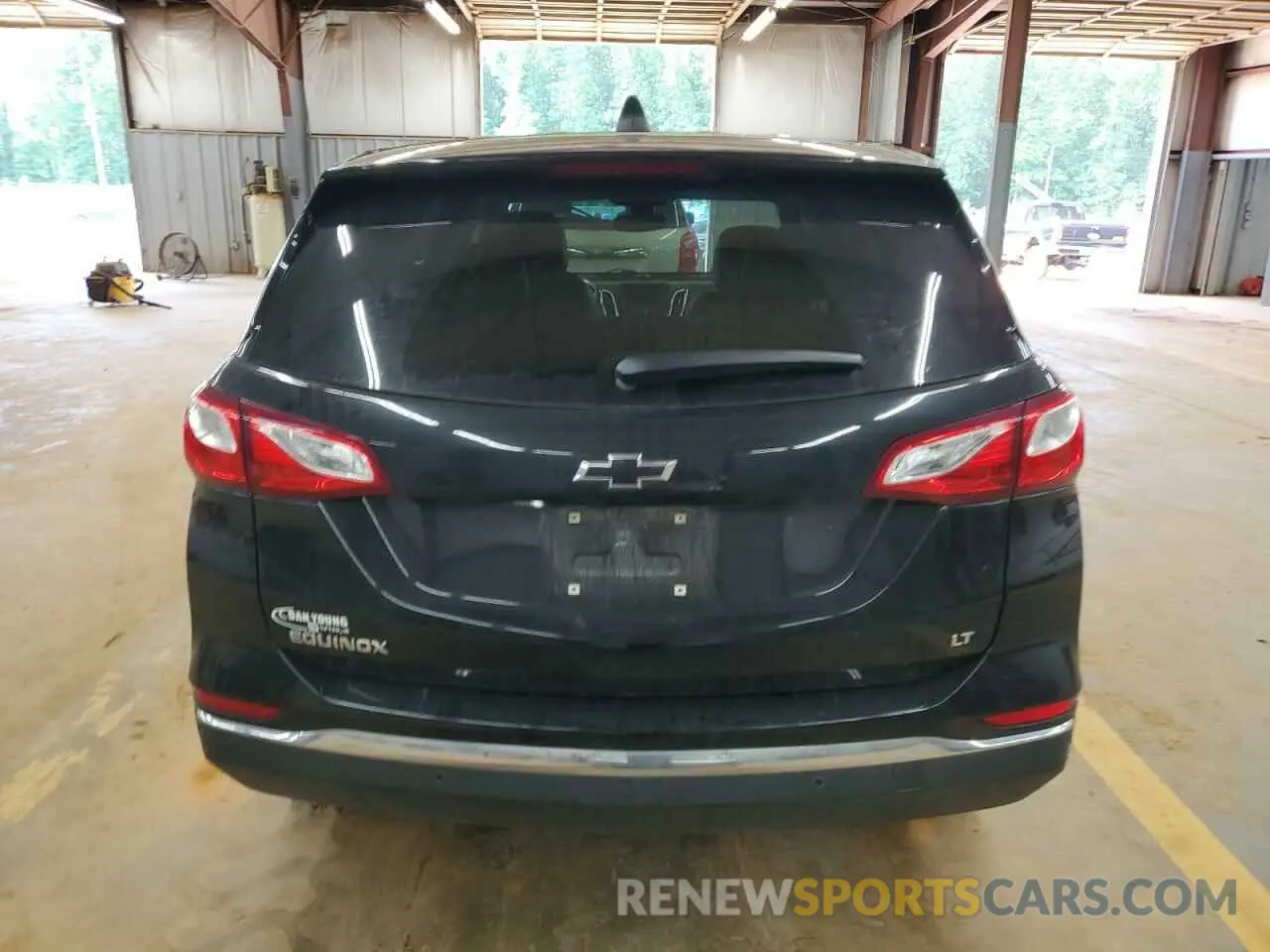 6 Photograph of a damaged car 3GNAXKEV3ML402837 CHEVROLET EQUINOX 2021