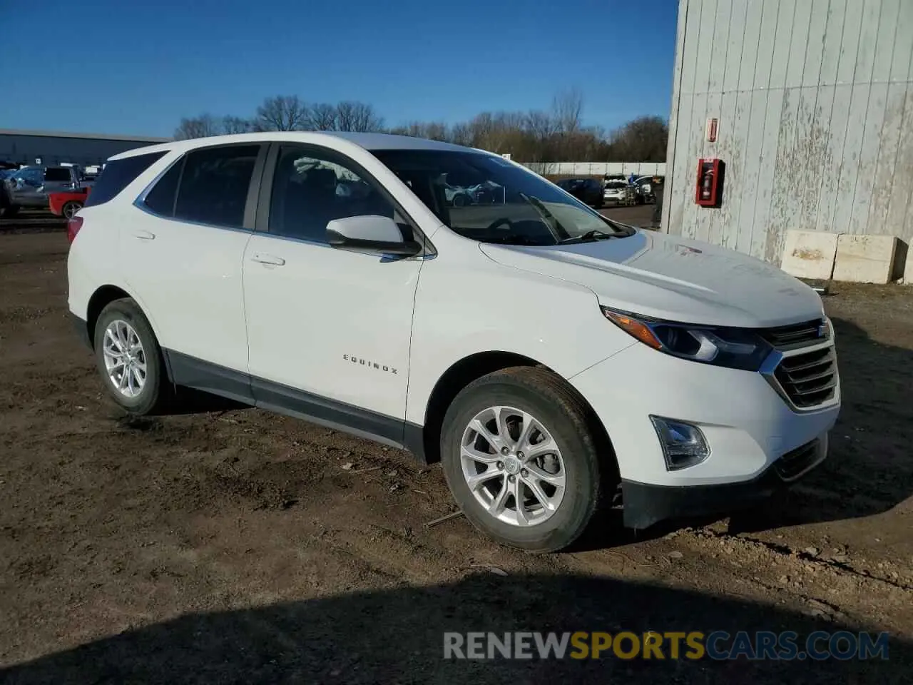 4 Photograph of a damaged car 3GNAXKEV3MS158757 CHEVROLET EQUINOX 2021