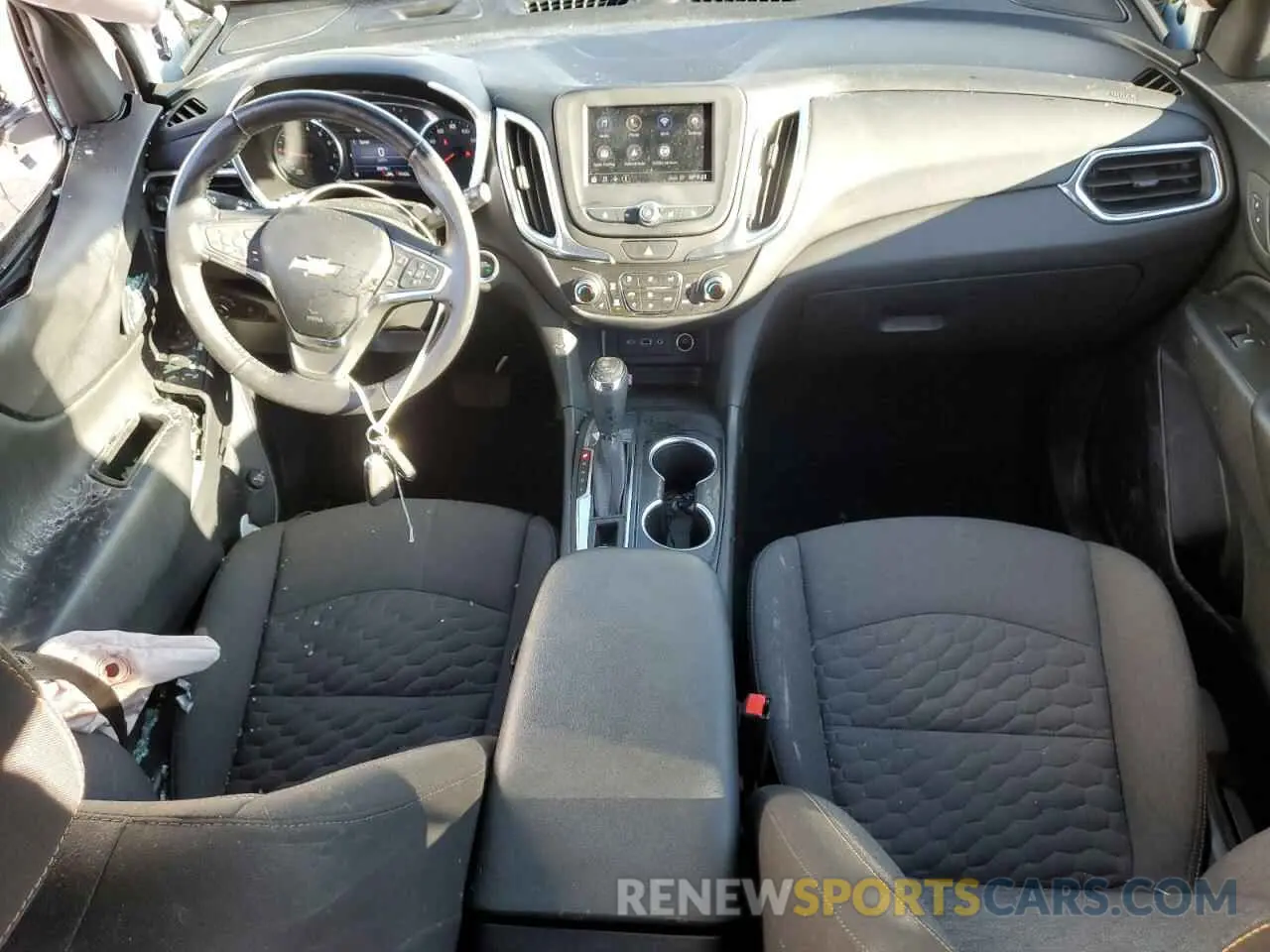 8 Photograph of a damaged car 3GNAXKEV3MS158757 CHEVROLET EQUINOX 2021