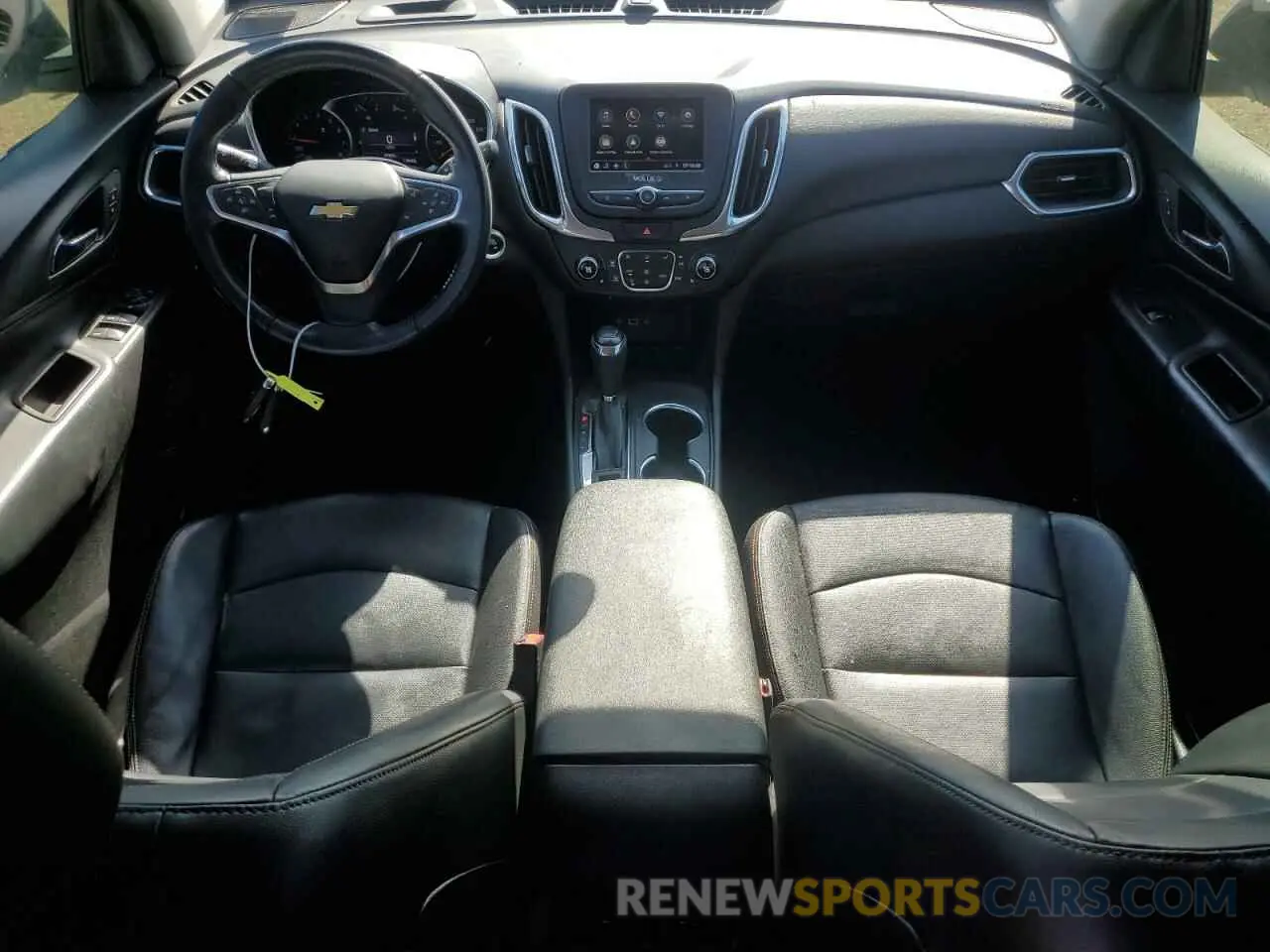 8 Photograph of a damaged car 3GNAXKEV3MS180421 CHEVROLET EQUINOX 2021