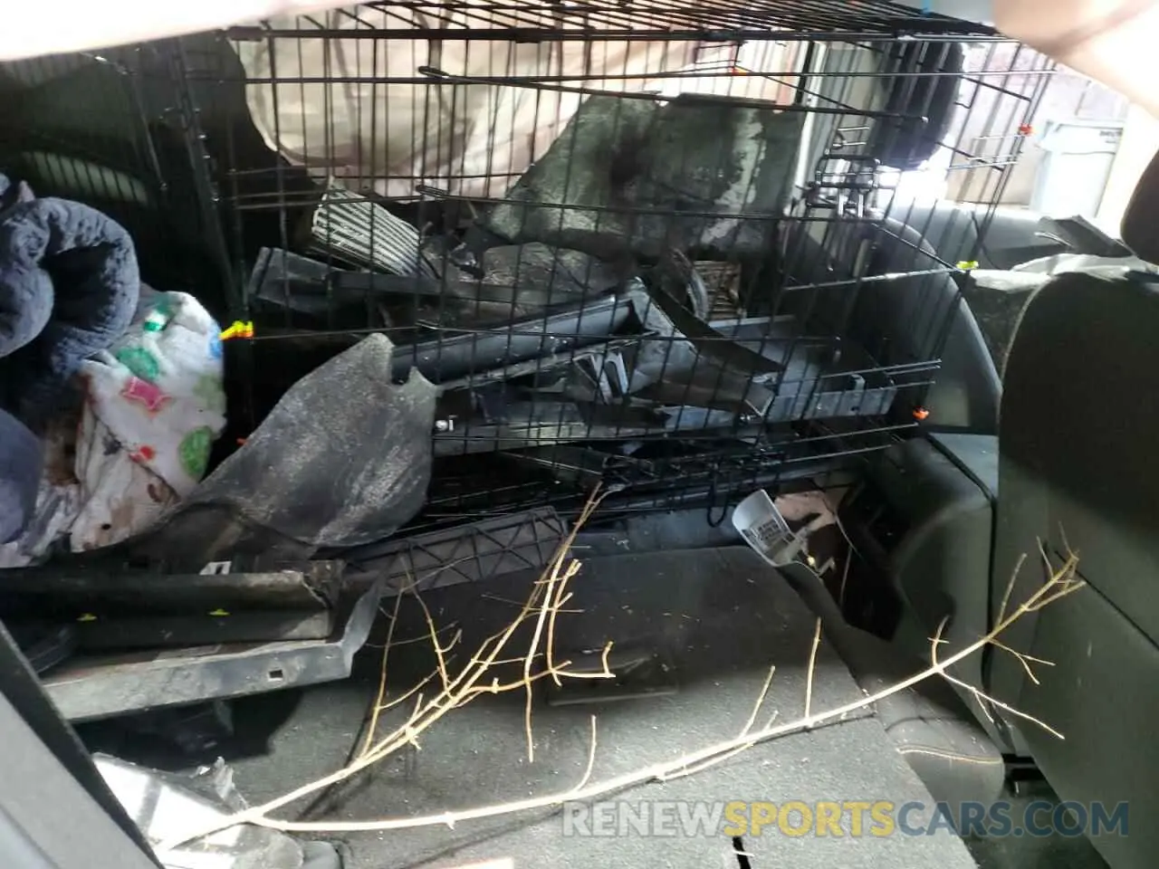 11 Photograph of a damaged car 3GNAXKEV4ML313620 CHEVROLET EQUINOX 2021