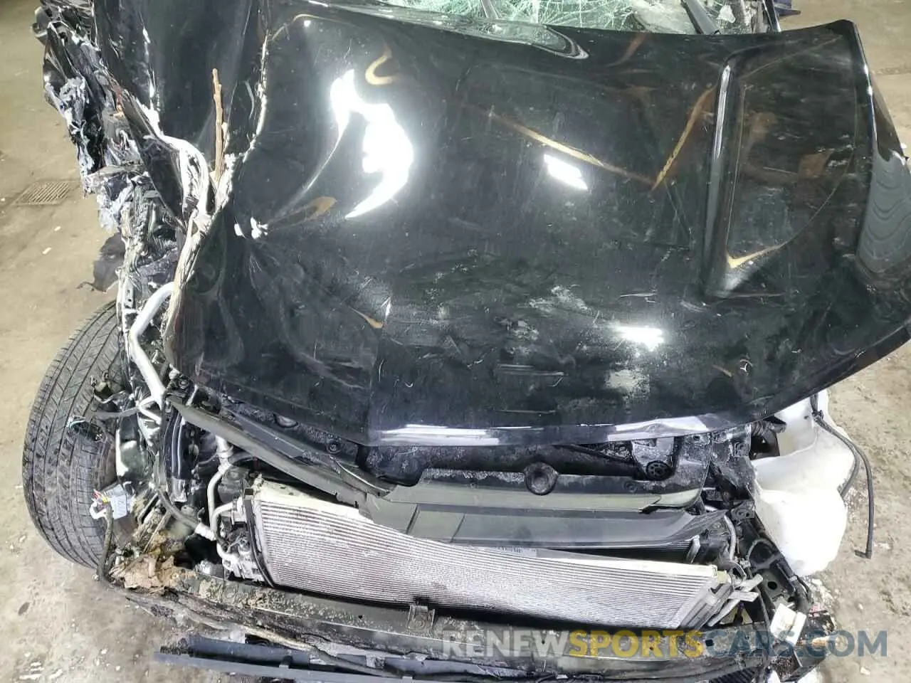 12 Photograph of a damaged car 3GNAXKEV4ML313620 CHEVROLET EQUINOX 2021