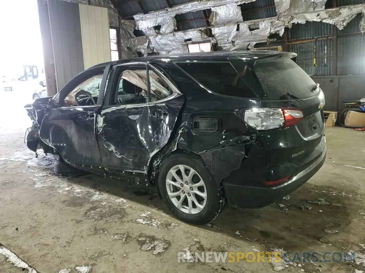 2 Photograph of a damaged car 3GNAXKEV4ML313620 CHEVROLET EQUINOX 2021